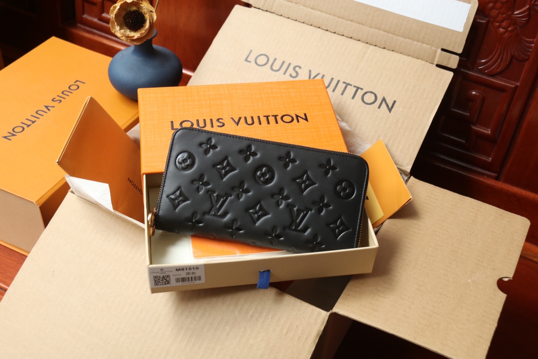 M81510 LV Coussin Zippy wallet in Black Monogram Embossed Lambskin
