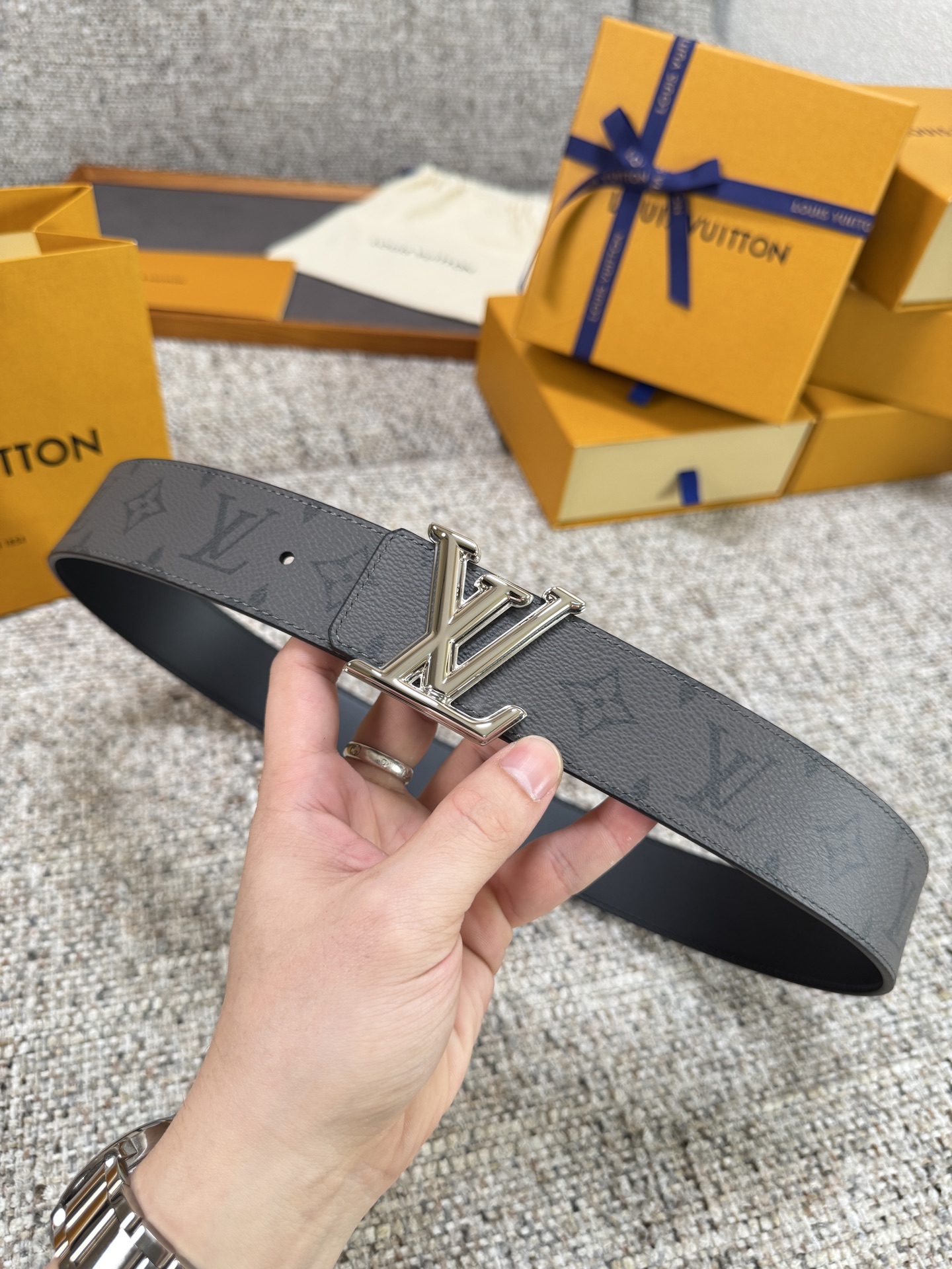 LV Initiales 40mm Reversible Belt
