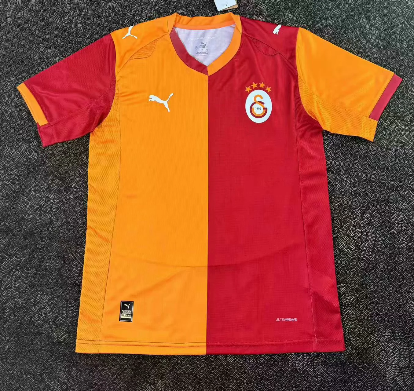 Galatasaray S.K. 25/26 Home Kit S-4XL
