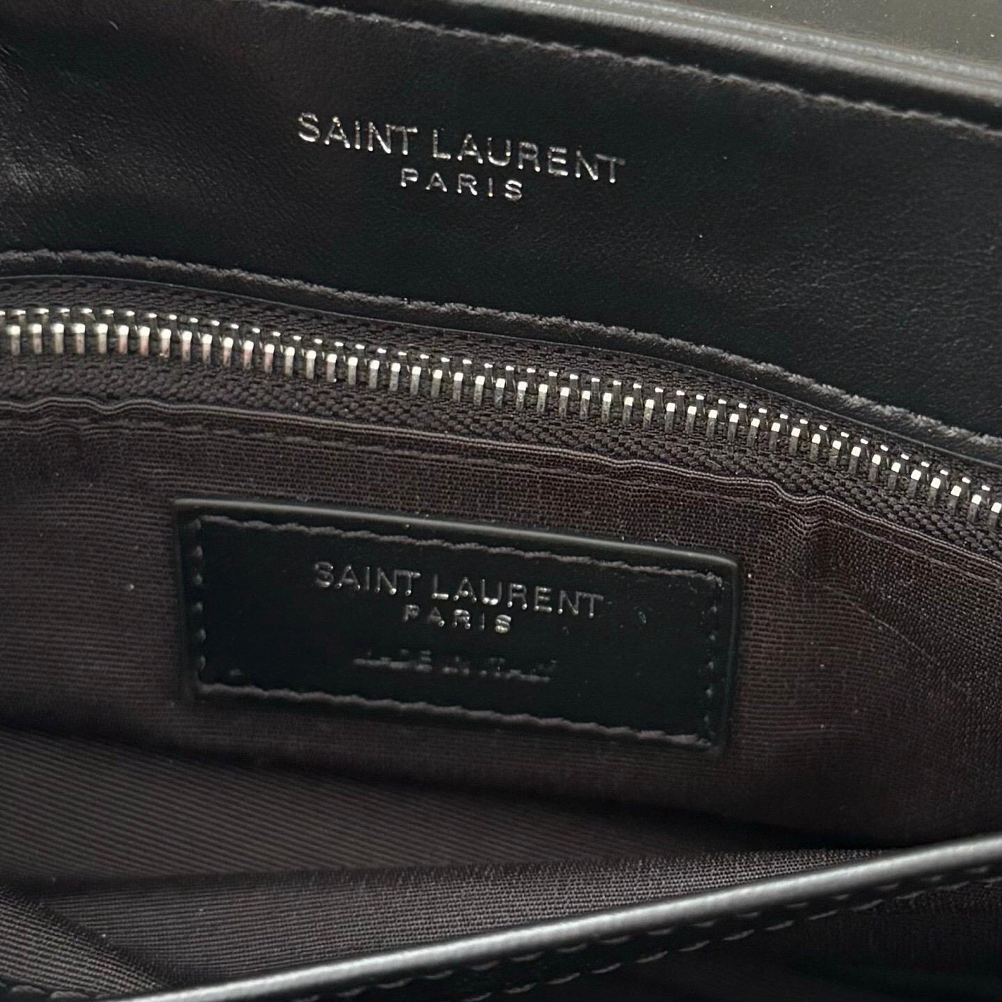SAINT LAURENT YSL Loulou Toy quilted leather shoulder bag