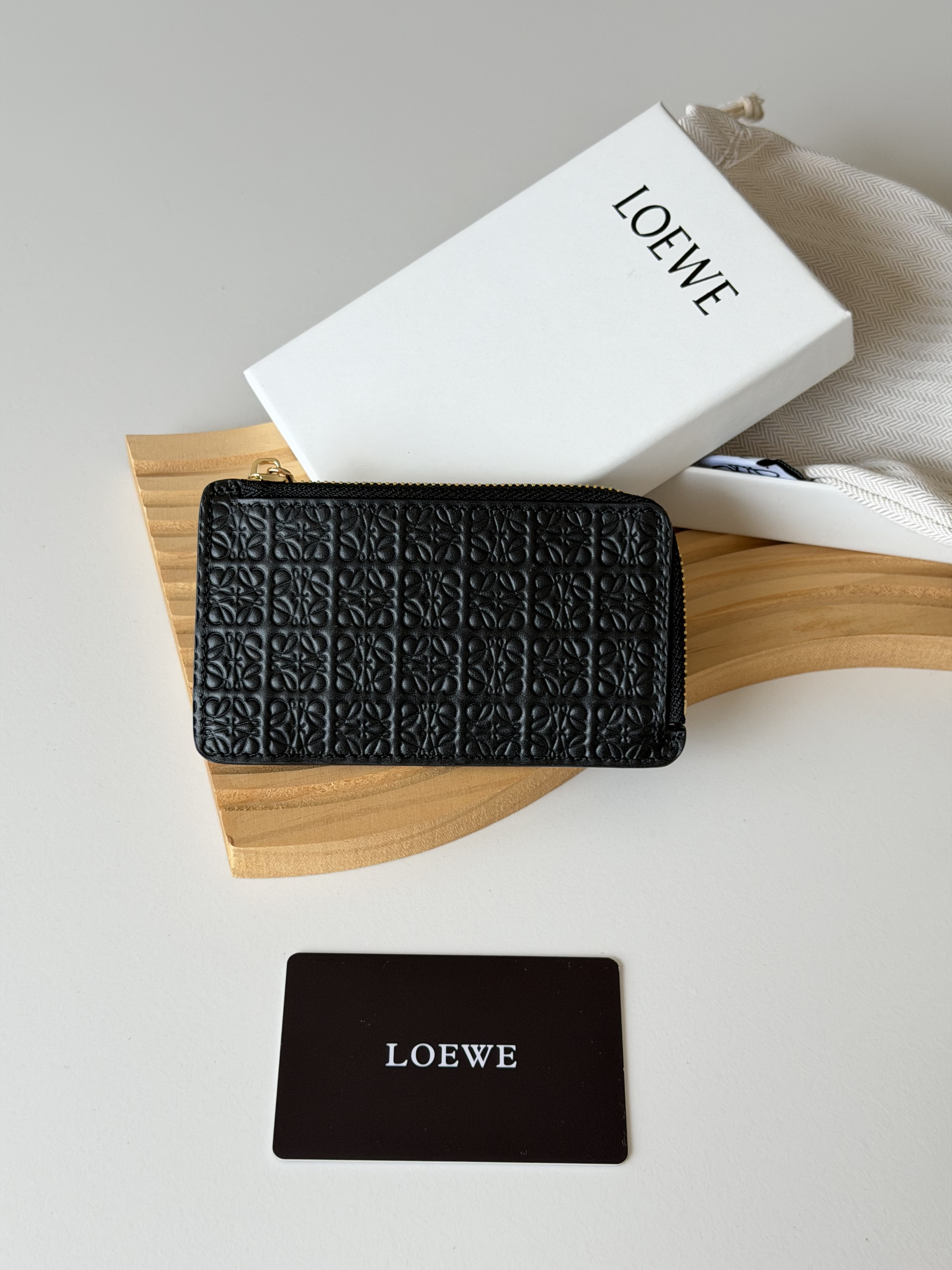 Loewe Repeat All-Over Anagram Embossed Leather Coin Zip Cardholder Wallet - KAIROO