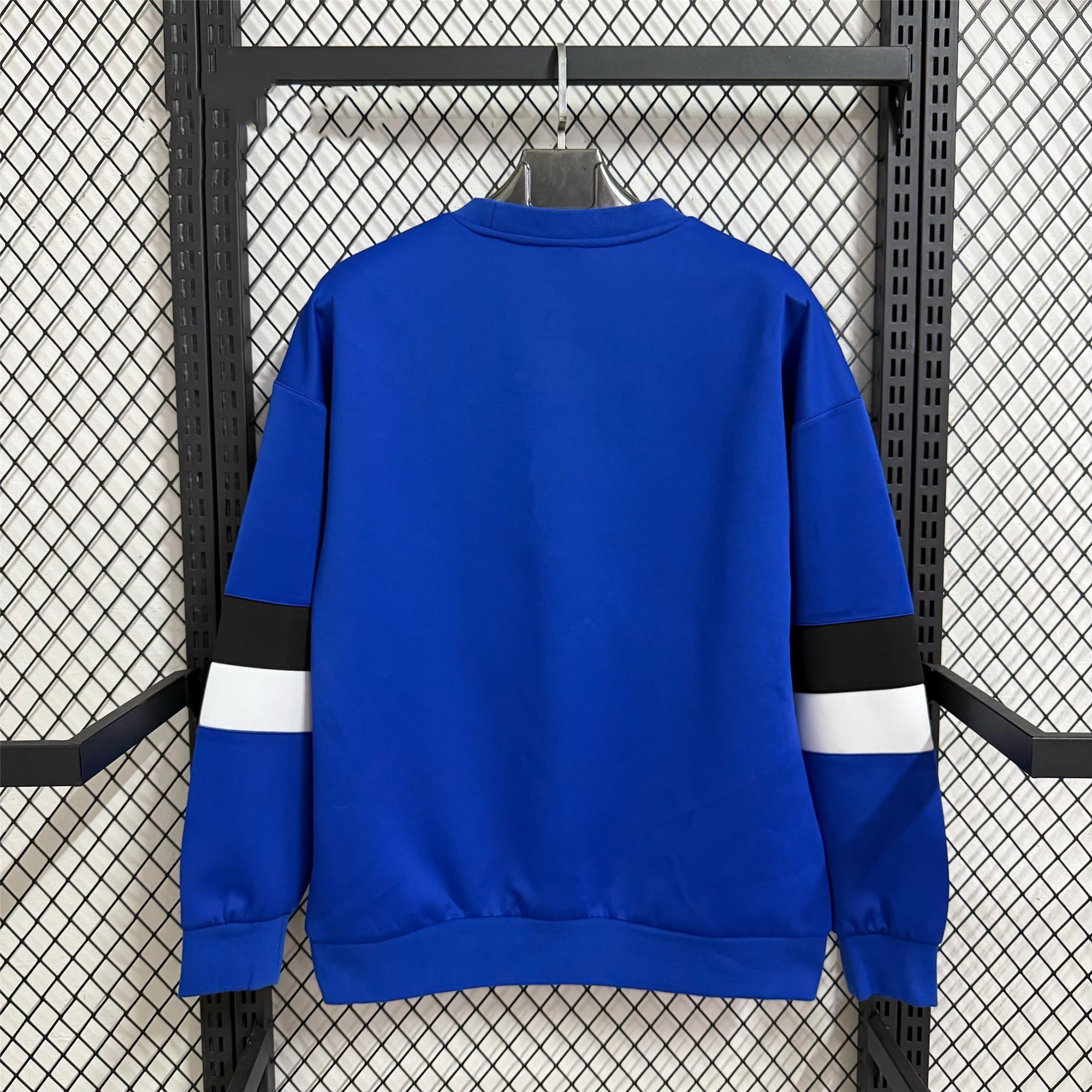 Inter Milan Hoodless Sweatshirt Training  Jersey 25/26