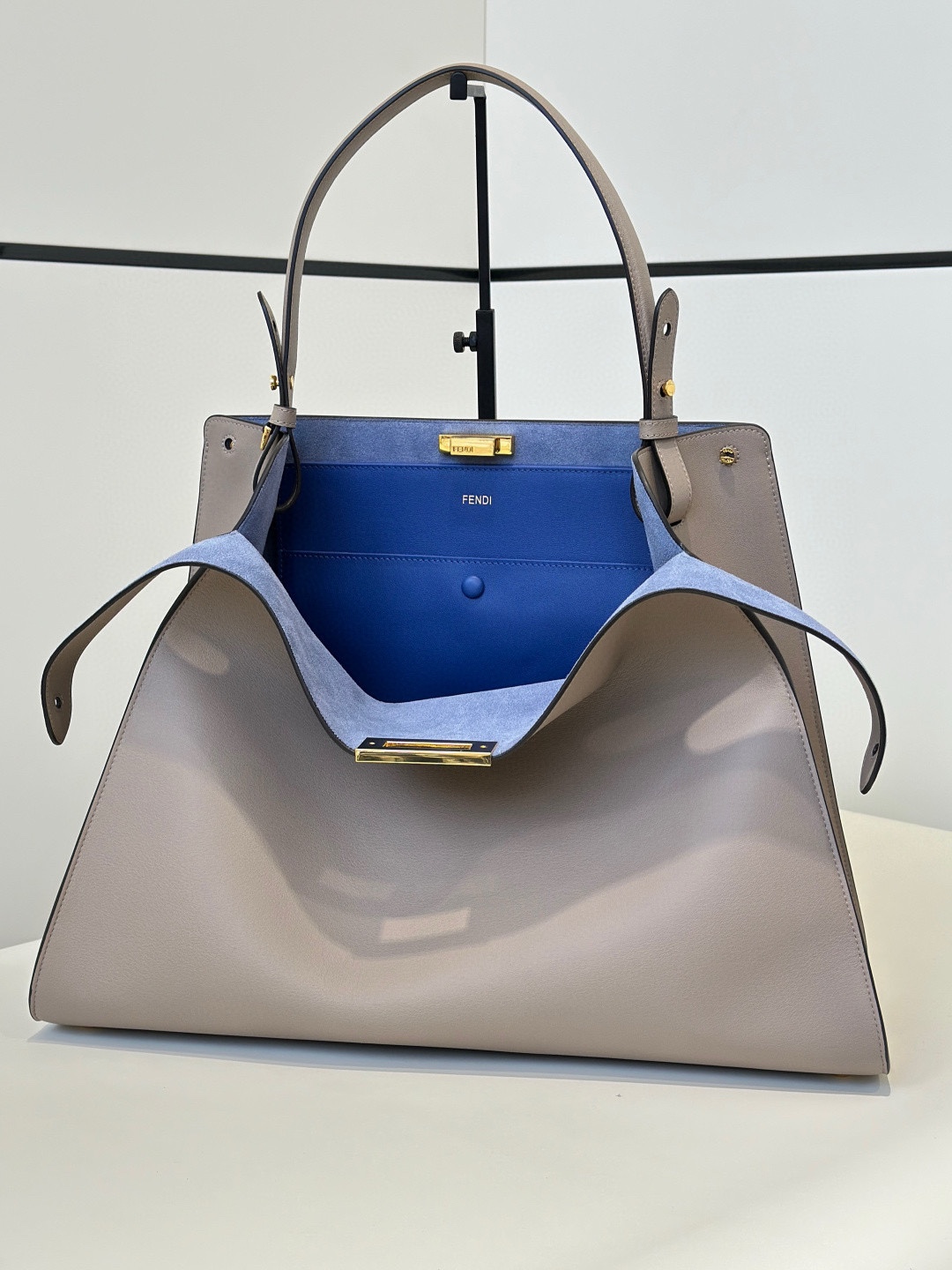 Fendi Large Fendi Way Leather Bag-Grey