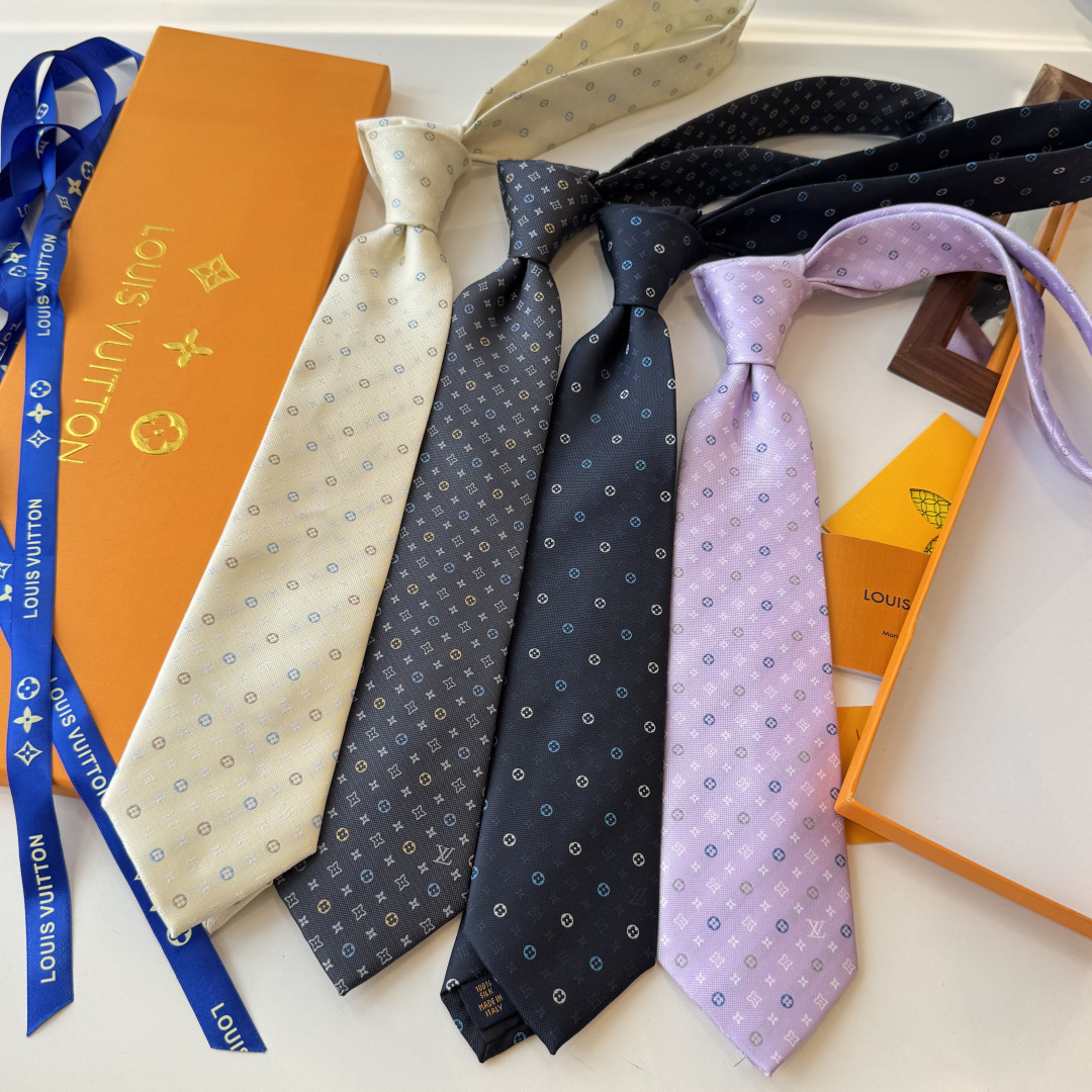 Louis Vuitton Classic Monogram Micro-Print Silk Tie - Essential Business Accessory - KAIROO