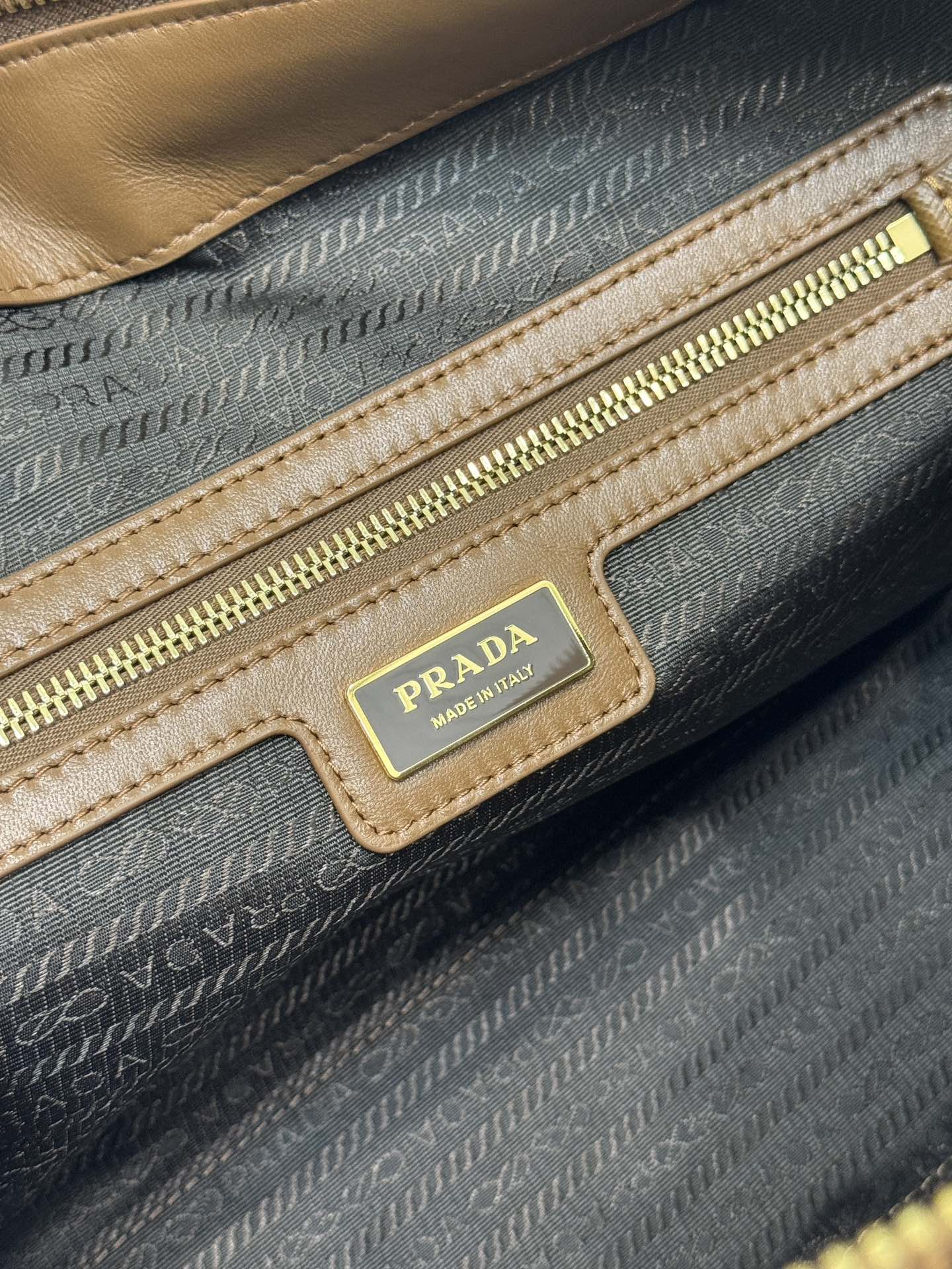Prada LARGE TOP HANDLE BAG 35 IN CHERRY WOOD NYLON AND CALFSKIN TRIM