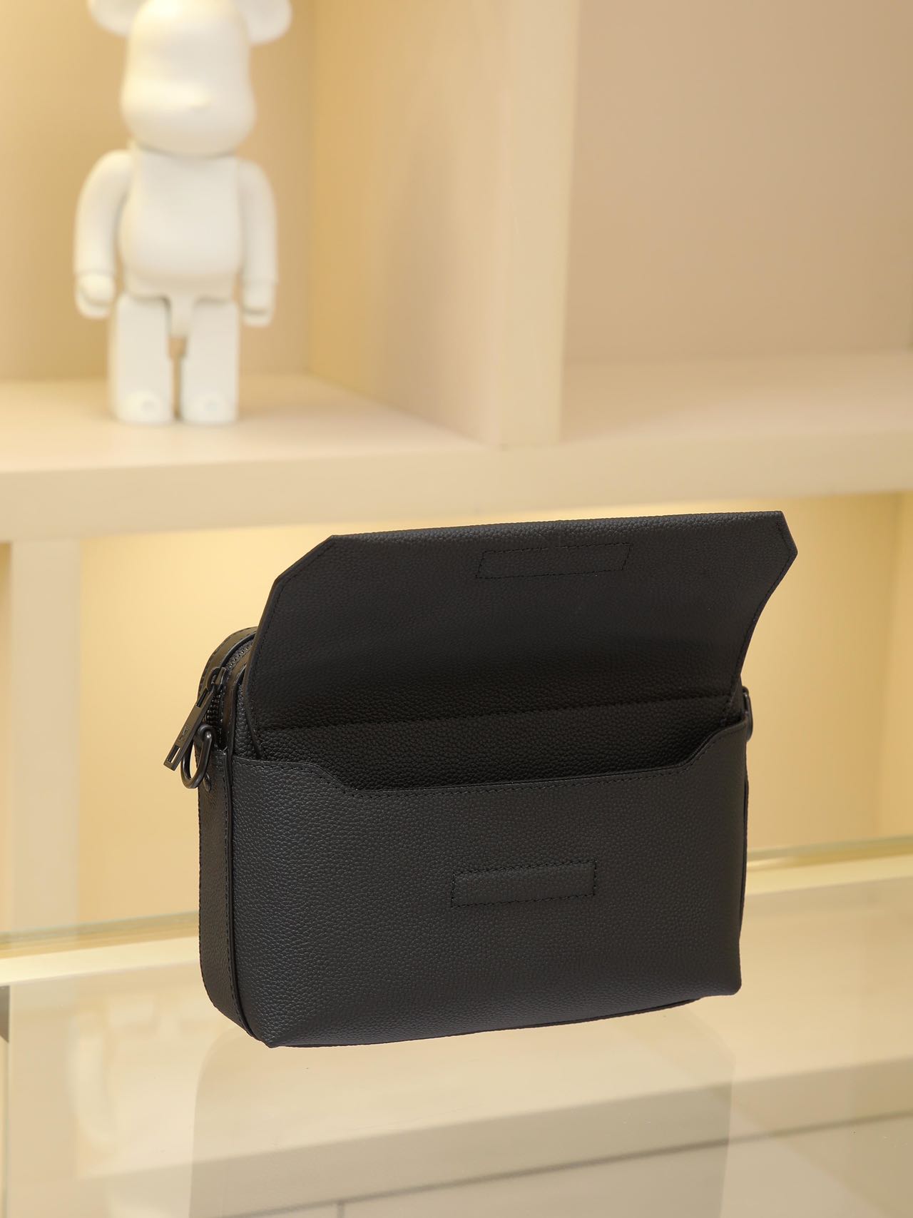 Louis Vuitton LV Men Fastline Messenger Bag Black