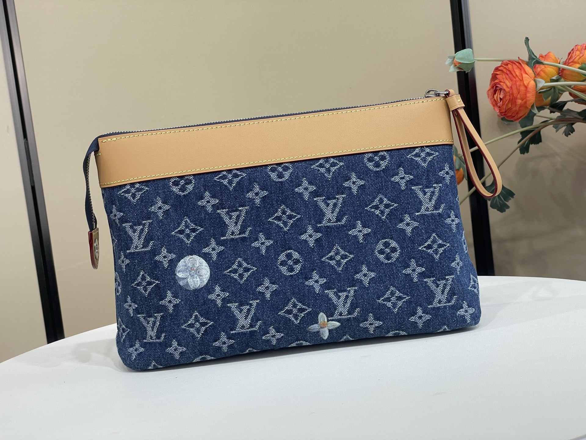 Louis Vuitton approves Pochette voyage soul handbag