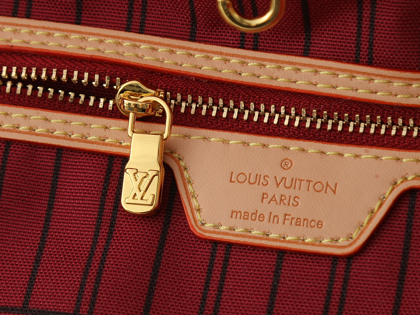 Louis Vuitton Getaway Capsule Collection Neverfull Medium Handbag