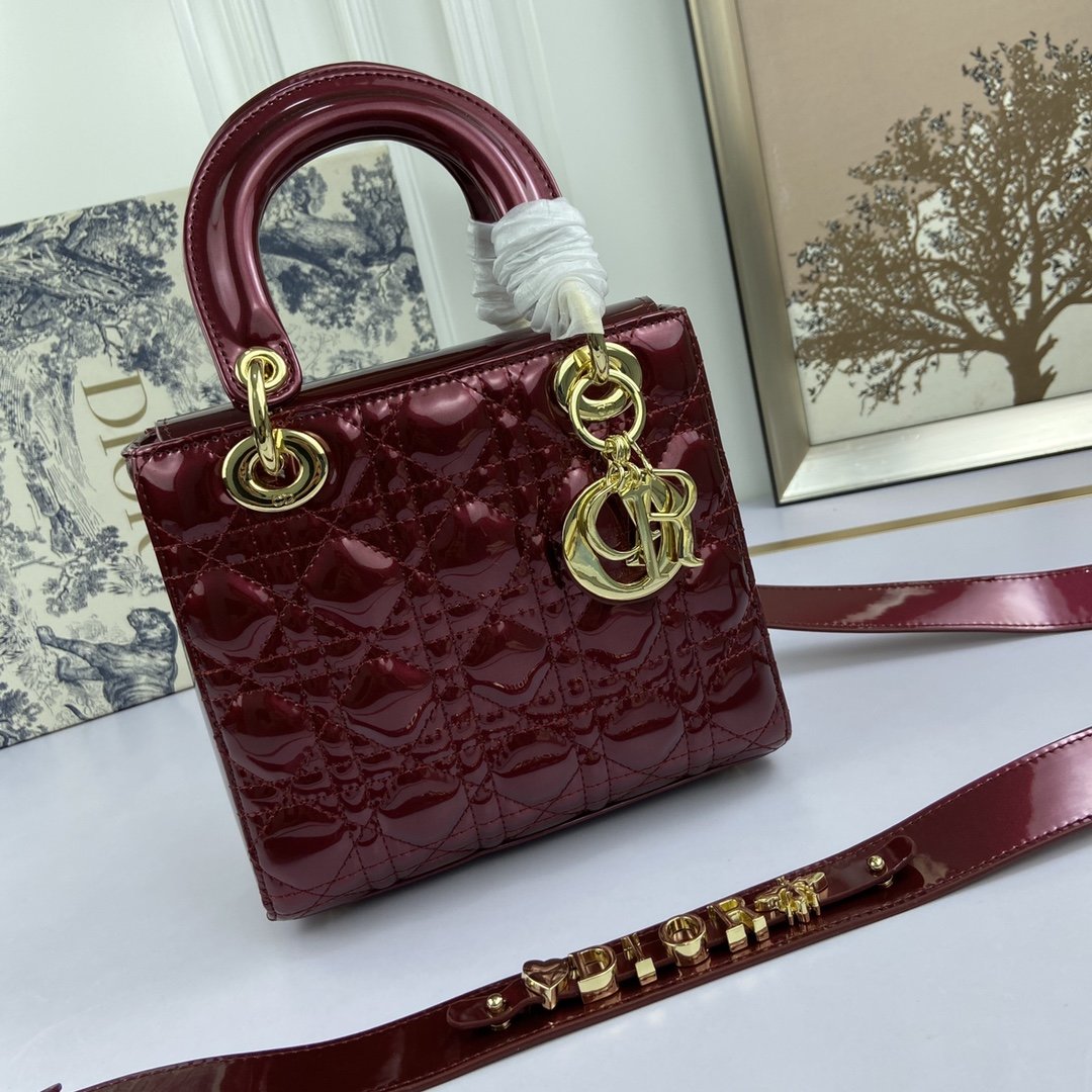 Dior The LADY DIOR Bag MINI Size(17*15*7cm) AAA Quality