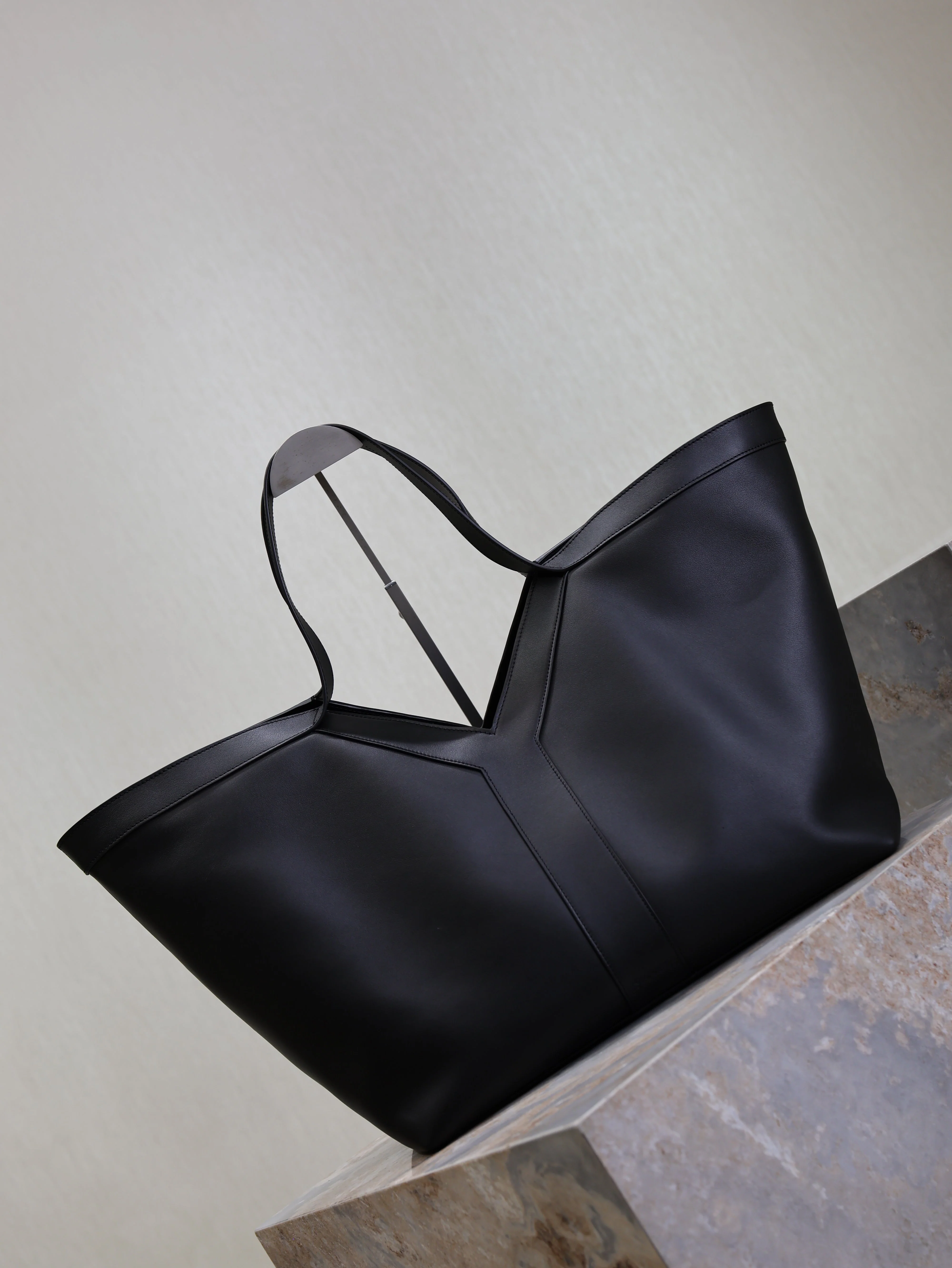 Saint Laurent YSL  Tote Bag Black Cowhide
