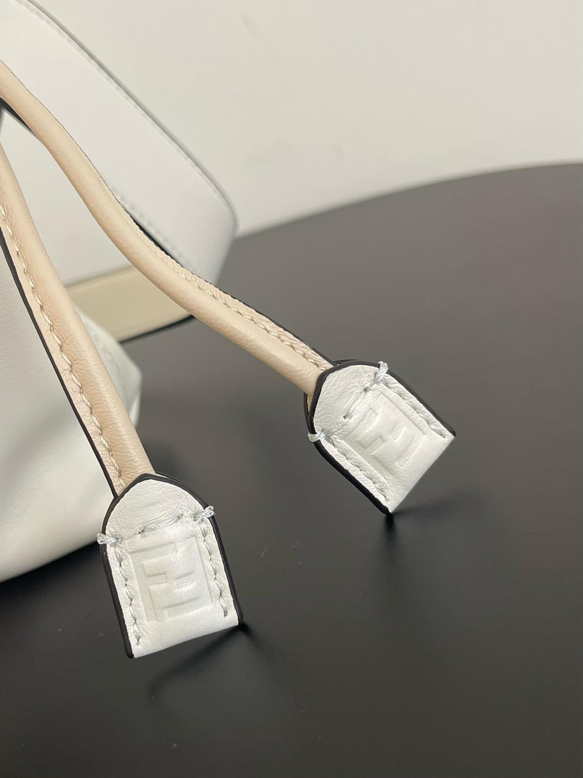 Fendi  Mamma Baguette Medium Bags