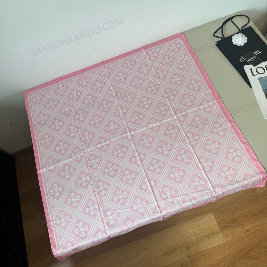 Chanel Geometric Floral Grid 90 Square Scarf - KAIROO
