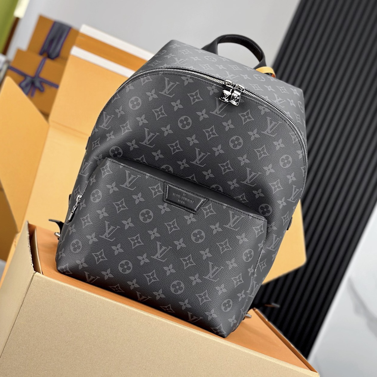 Louis Vuitton LV Discovery Backpack PM M43186