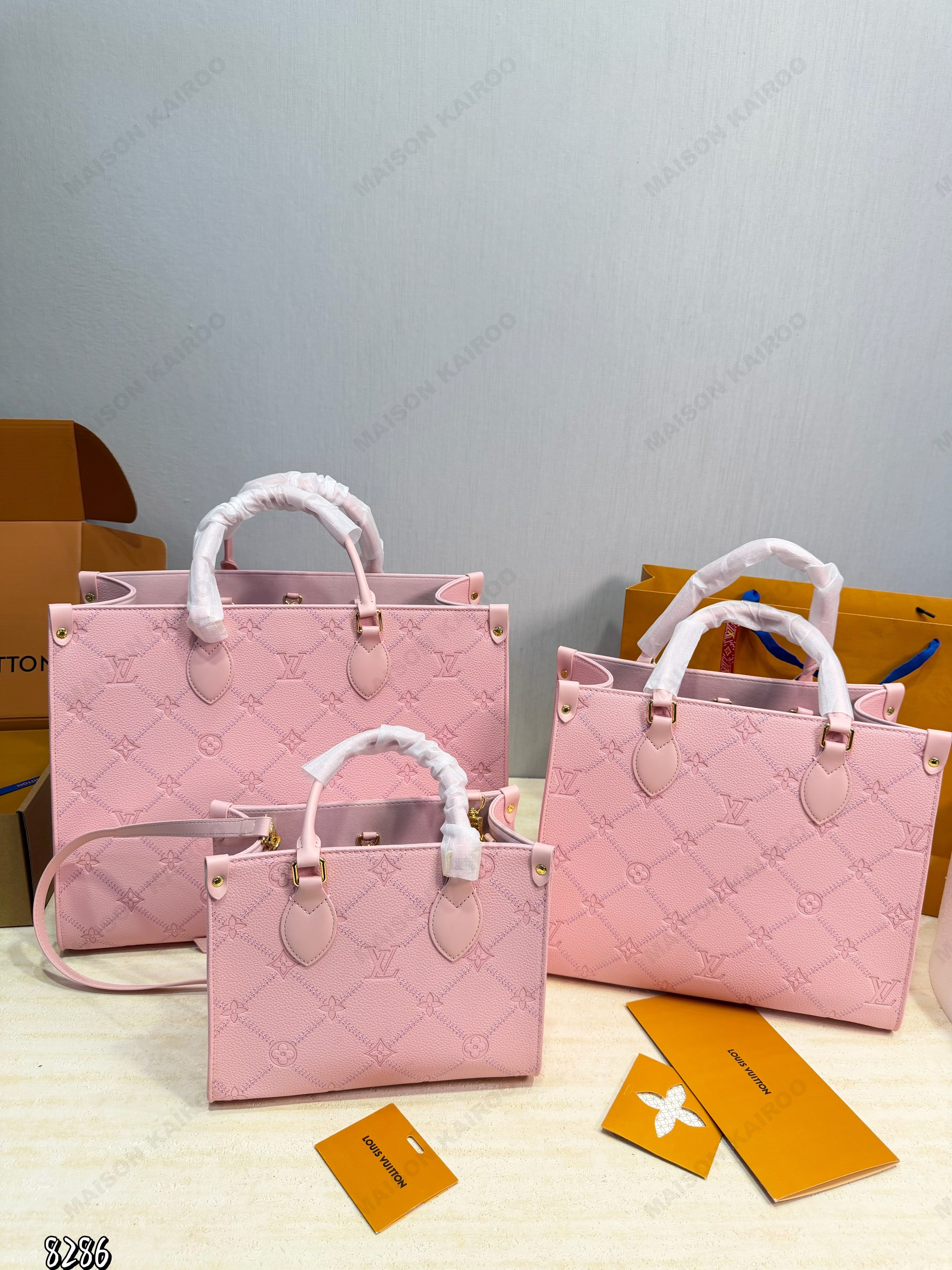 Louis Vuitton LV OnTheGo PM/MM/GM Pink Diamond Stitch Monogram Empreinte Leather Top Handle Tote Bag - KAIROO