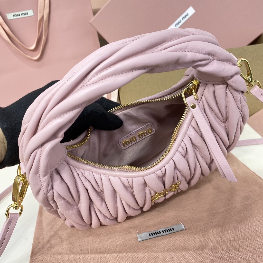 MiuMiu miuwander Handbag