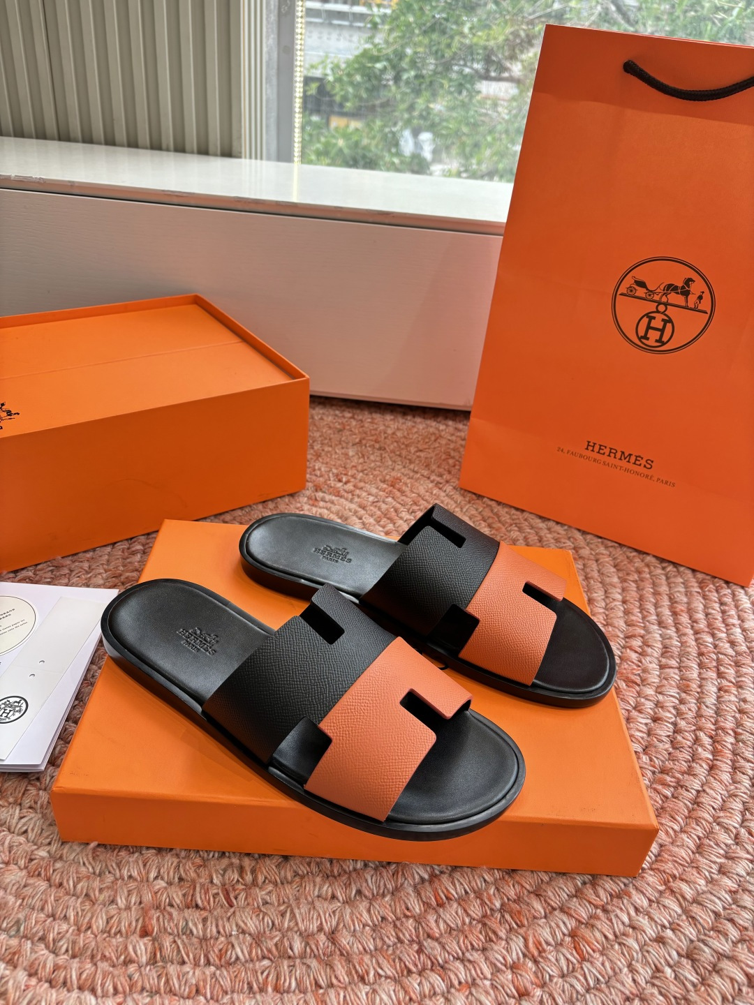 Hermes Men's leather sandal