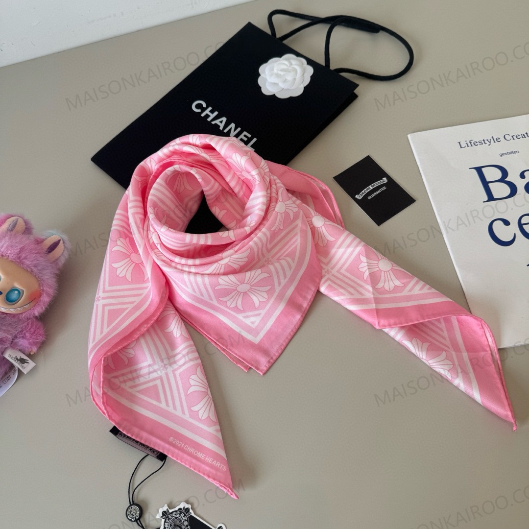 Chanel Geometric Floral Grid 90 Square Scarf - KAIROO