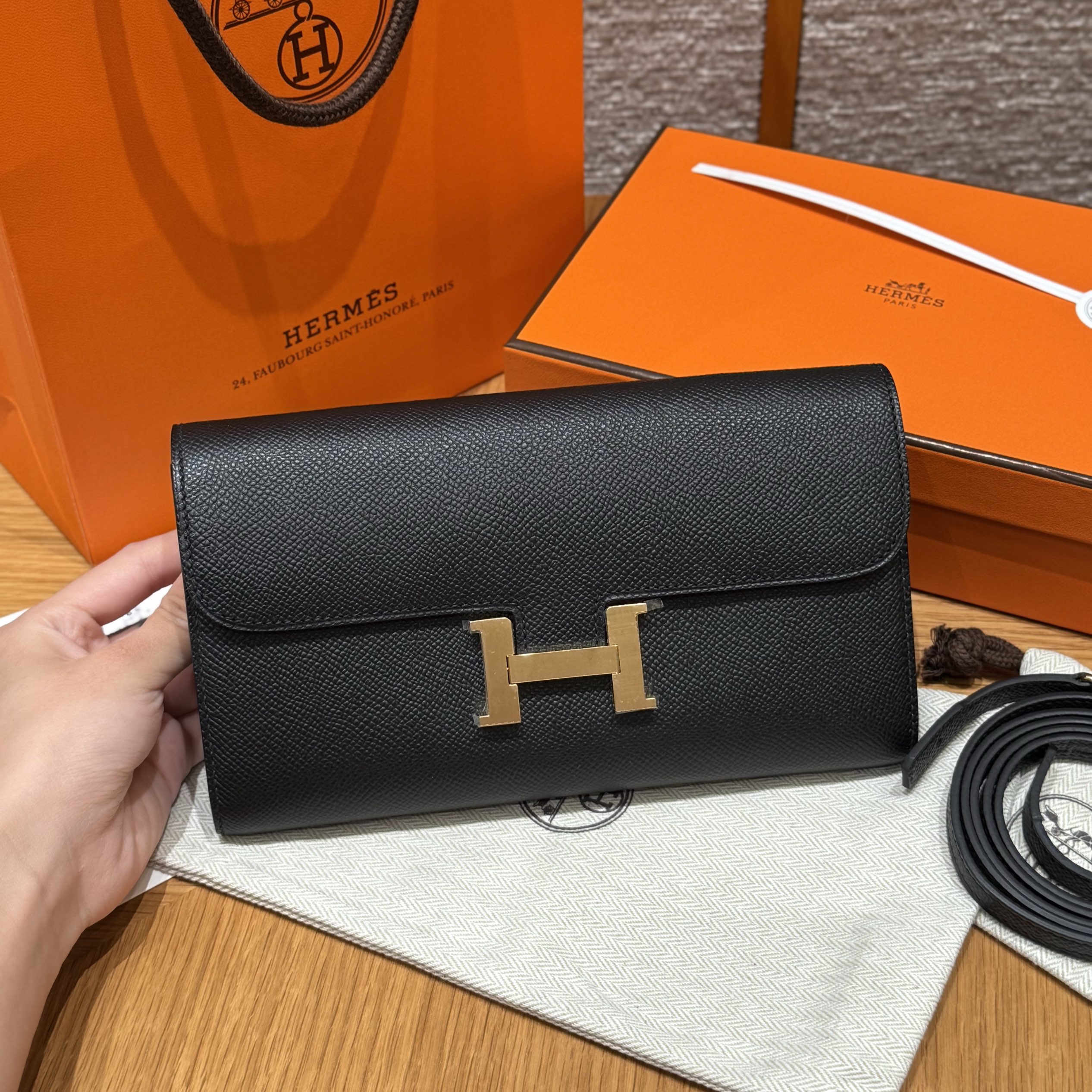 Hermes Black Epsom Constance-To-Go Wallet