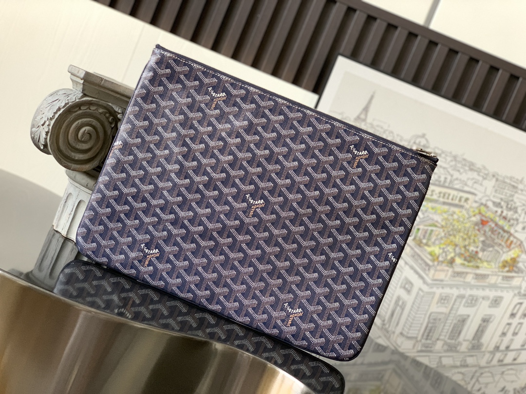 Goyard Sénat pouch in Dark blue