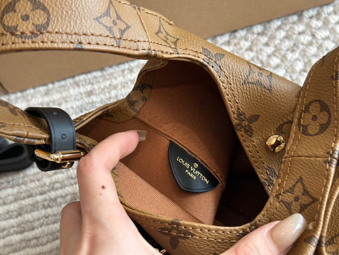 Louis Vuitton LV New Handbags