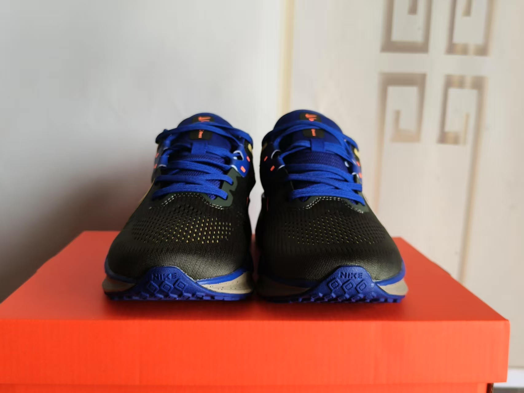 HQ3223-325 US Men's Sizes6 to 11 in half sizes Green Blue Gen6 Shoes tianlong