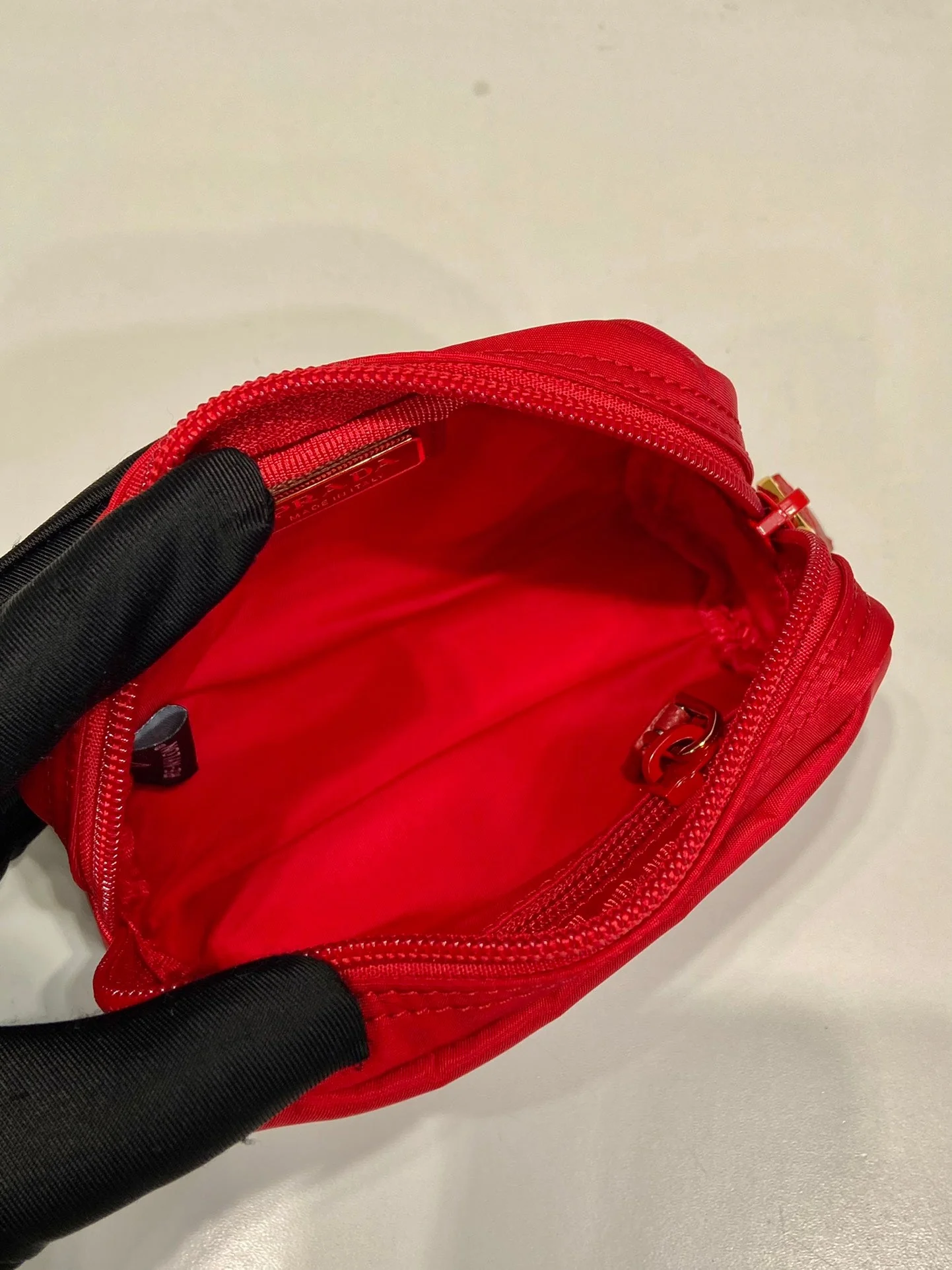 Prada  CLUTCH 12 IN PASSION RED RE-NYLON wallets