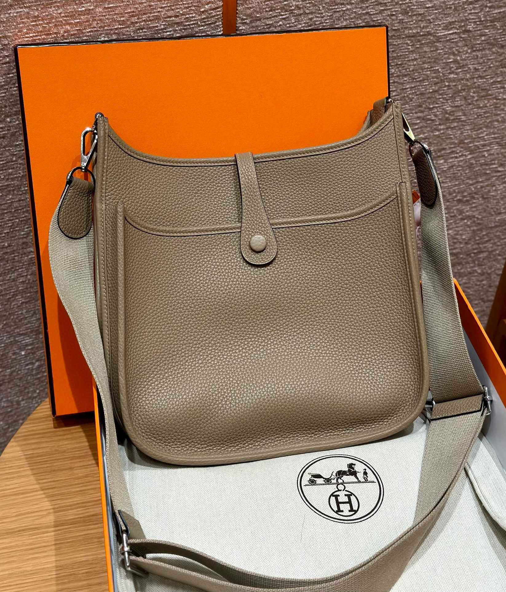 Hermes Gris Tourerlle Clemence Evelyne III 29