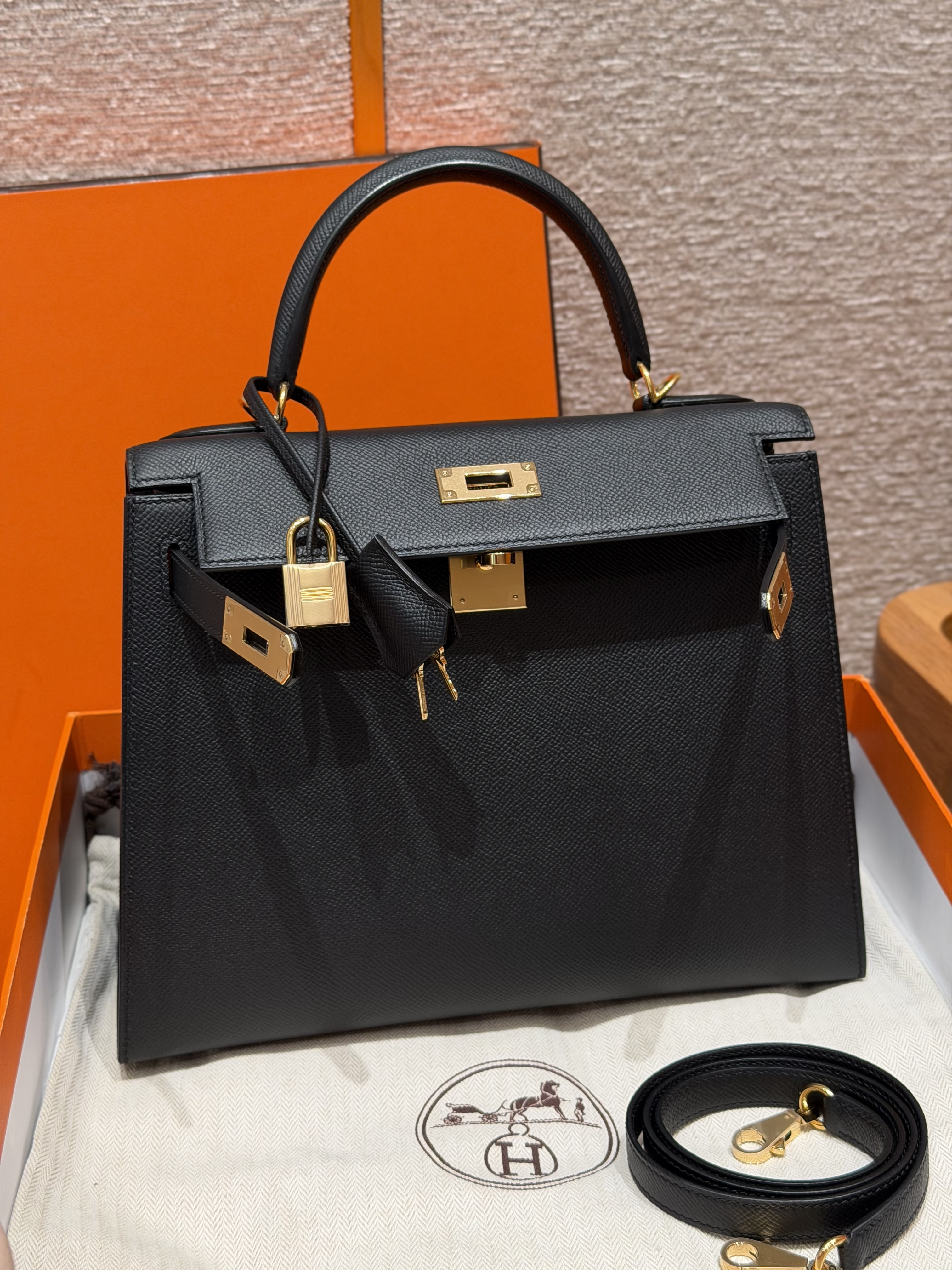 Hermes Black Epsom Kelly 28
