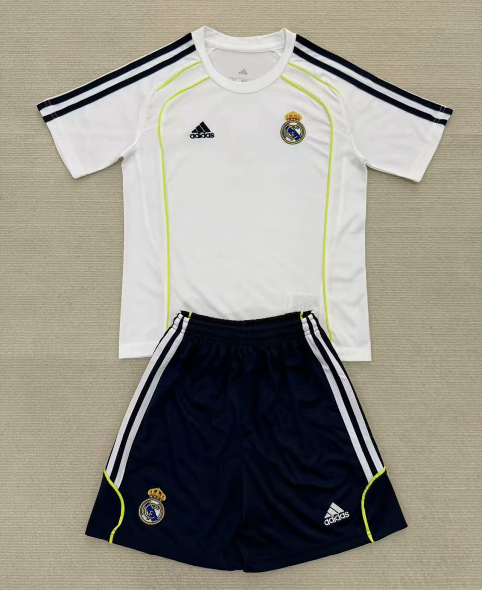 Real Madrid Training Kids Suit 25/26 | Soc Jersey - Premium Football Jersey