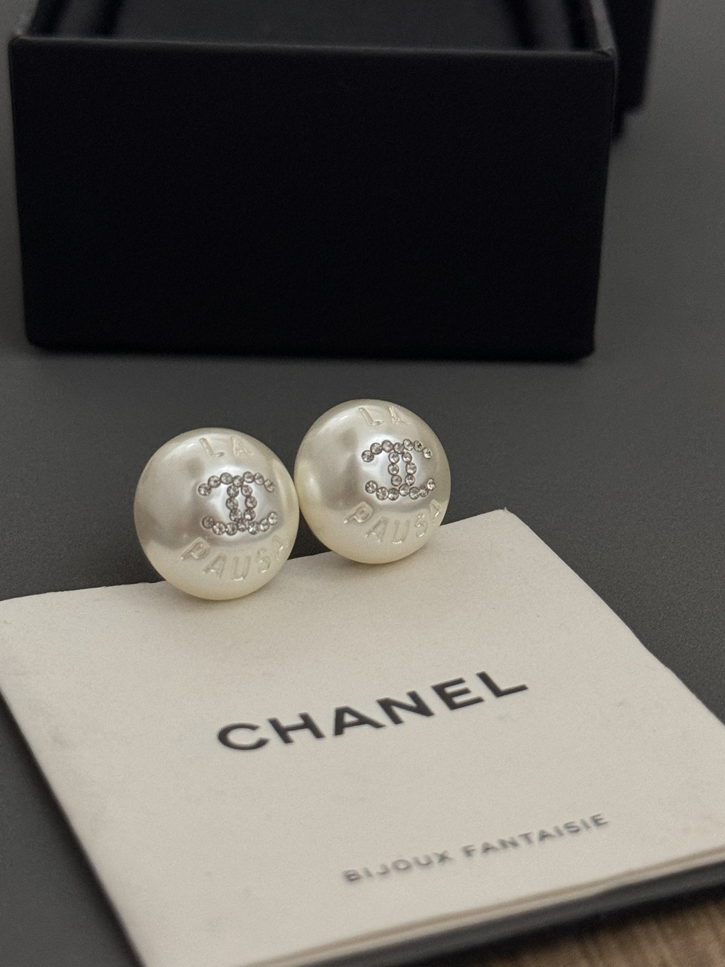 Chanel Fashion Earrings