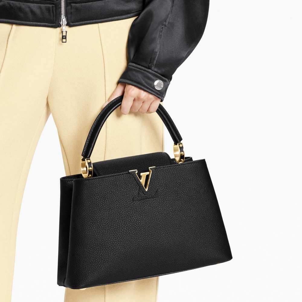 Capucines MM Taurillon Leather M94586