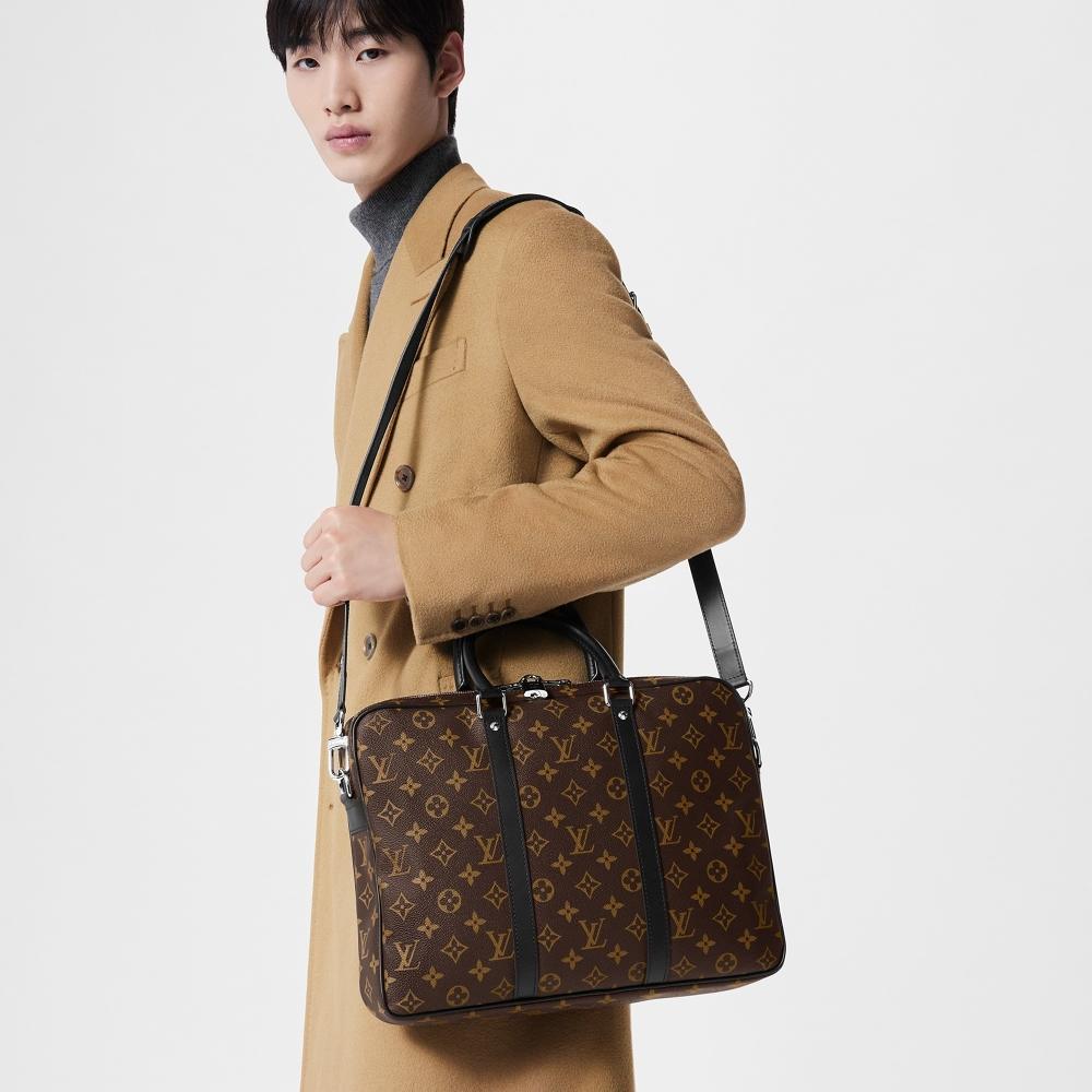 Porte-Documents Voyage PM Monogram Macassar Canvas M52005