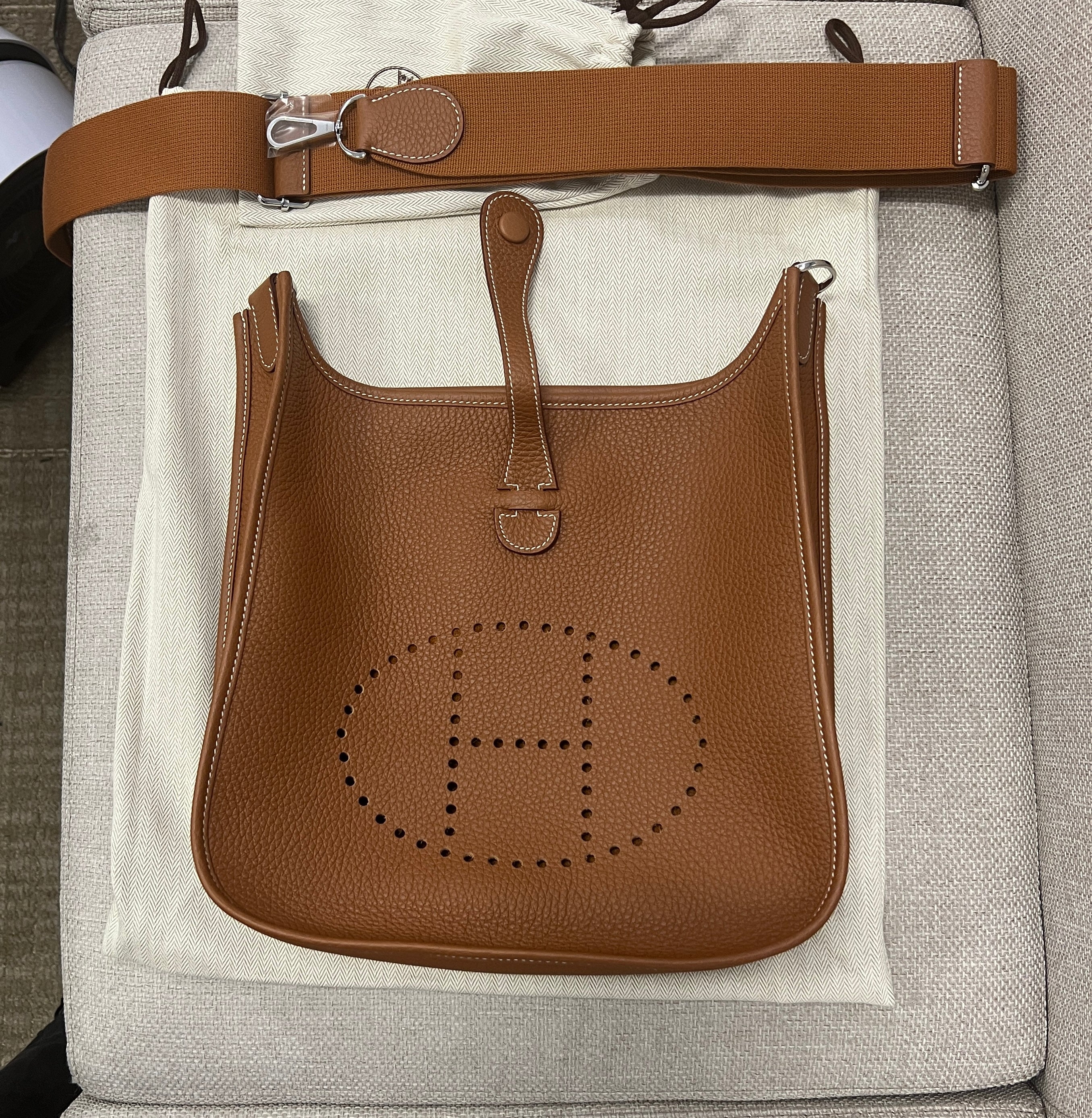 Hermes Evelyne PM Gold PHW 1230288