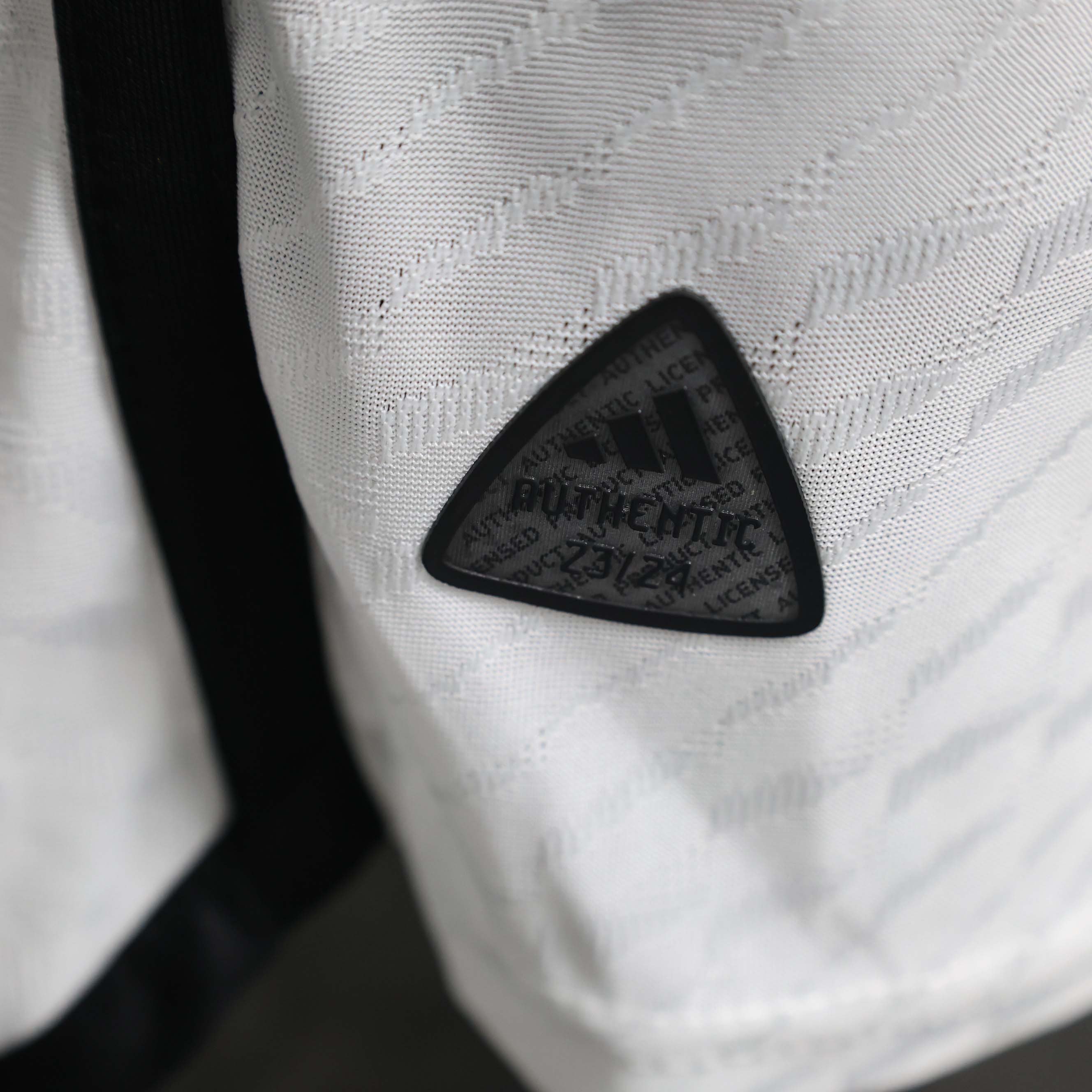 2023/2024 Player Version Fulham Home Football Shirt 1:1 Thai Quality