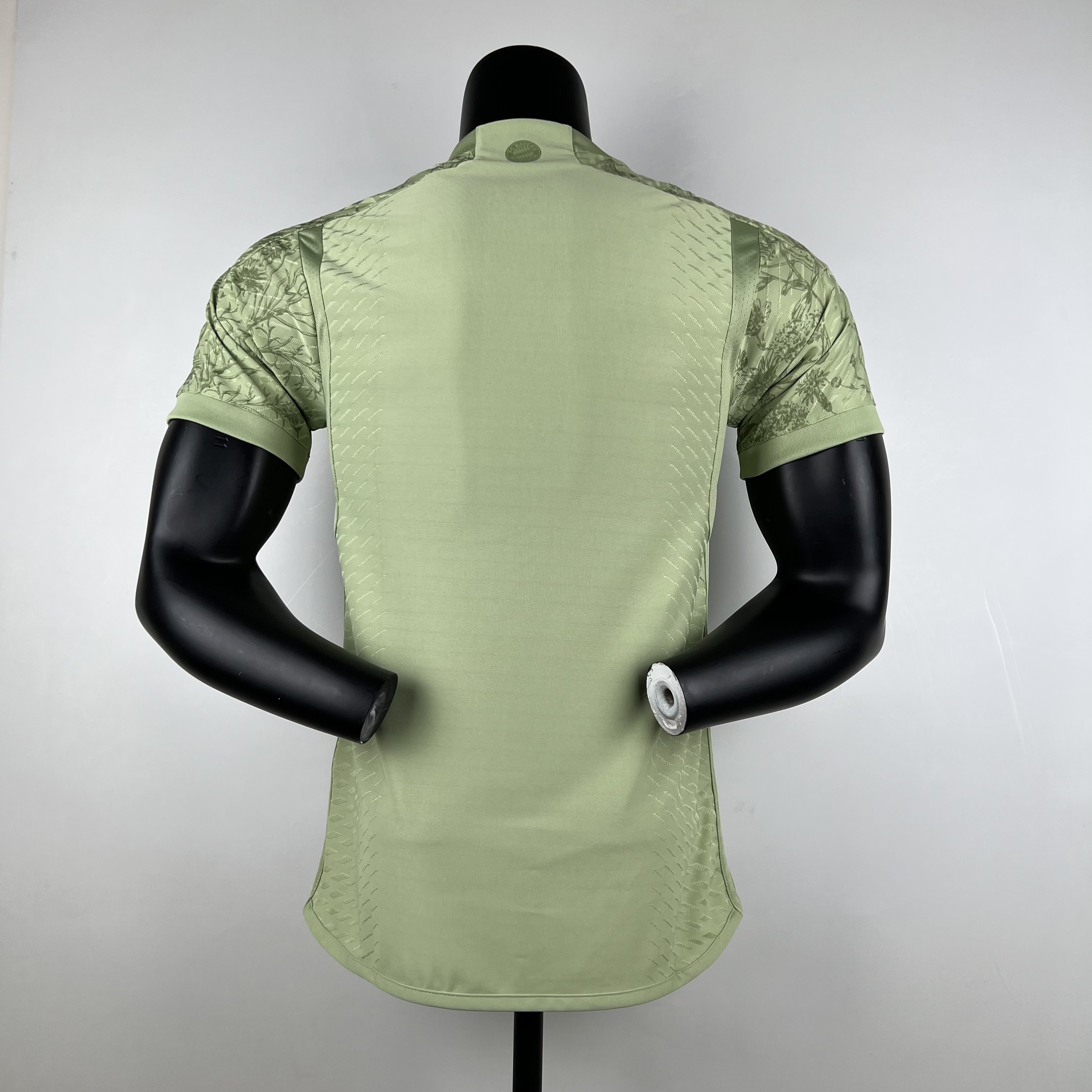 Player Version Bayern Munich Oktoberfest Edition 2023/24