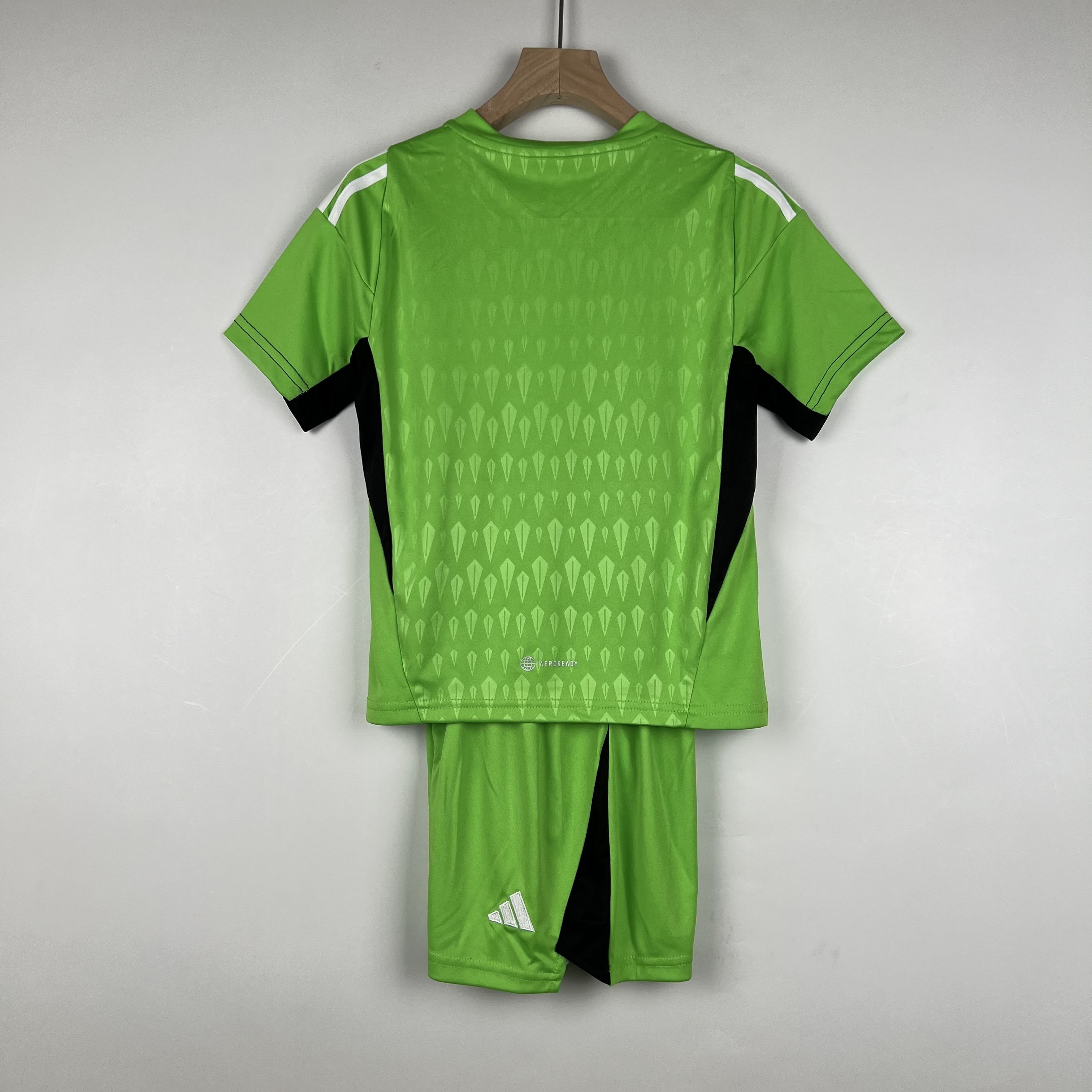 Kids Goalkeeper Real Madrid Green 2023/24