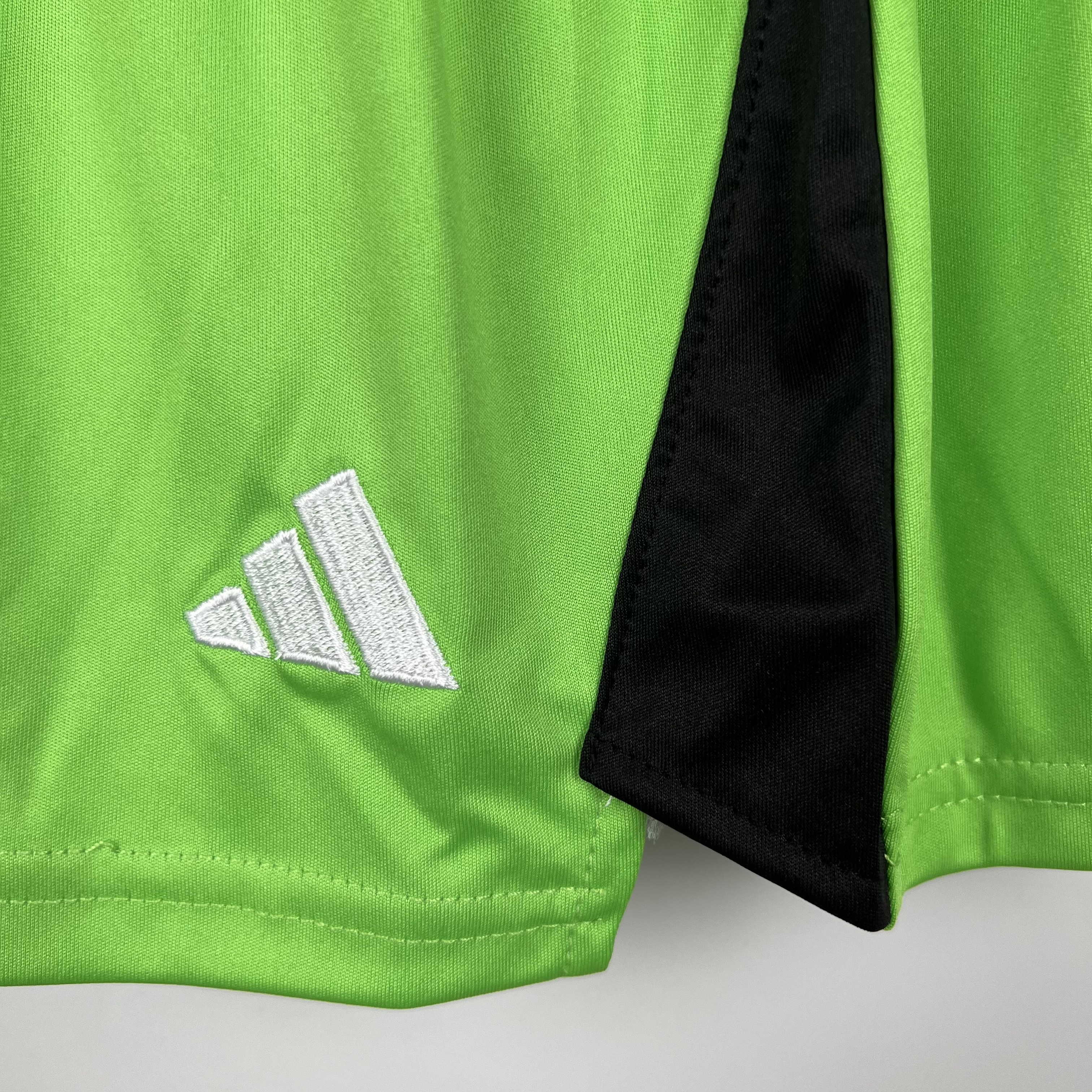 Kids Goalkeeper Real Madrid Green 2023/24