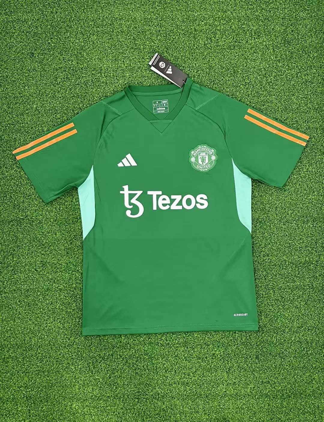 2023/2024 Manchester United Training Wear Green Football Shirt 1:1 Thai Quality