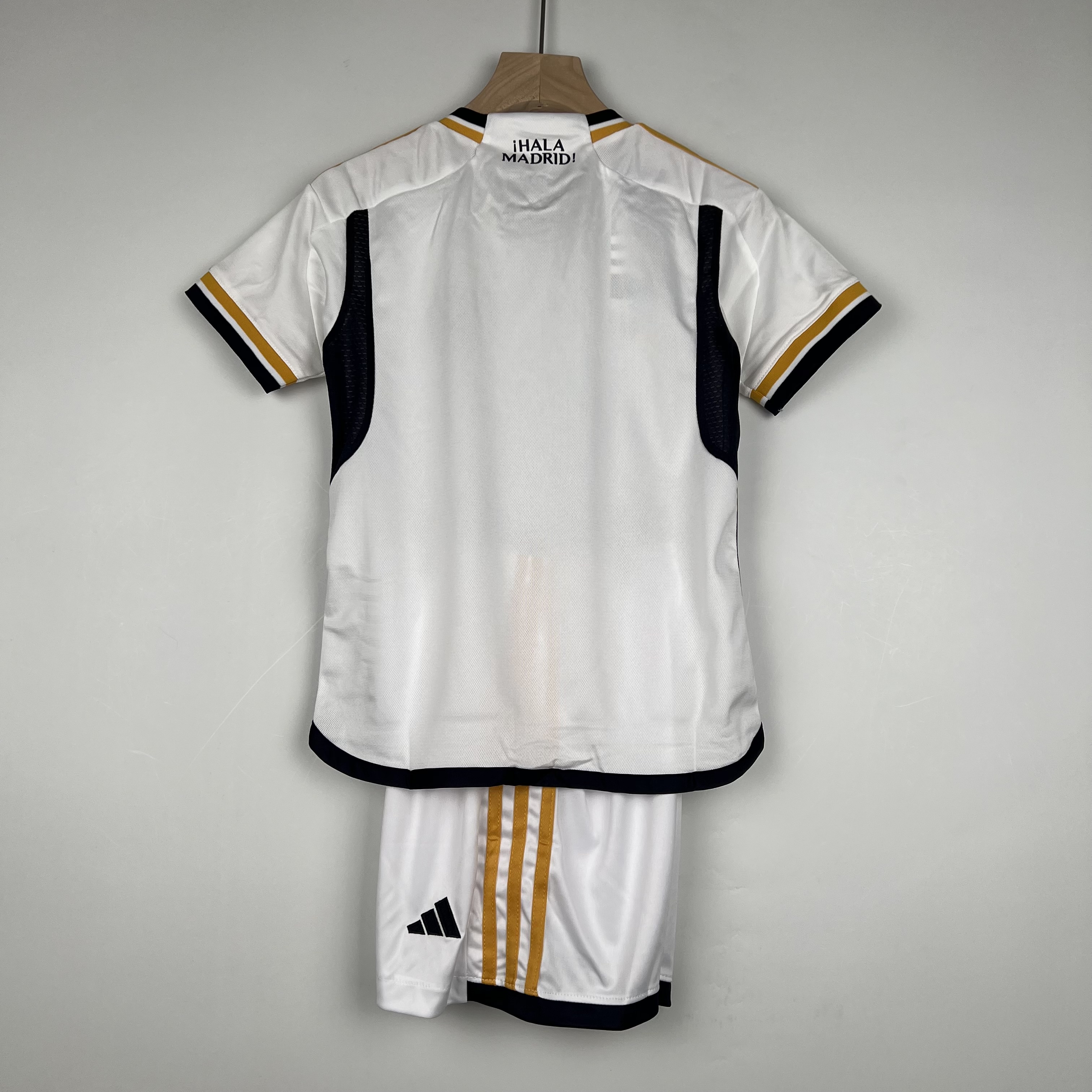 Kids Real Madrid home 2023/24