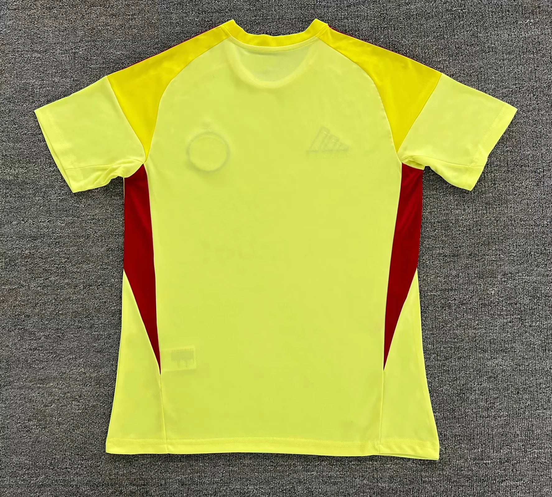 2025/2026 Celtic Goalkeeper Version Yellow Football Shirt 1:1 Thai Quality