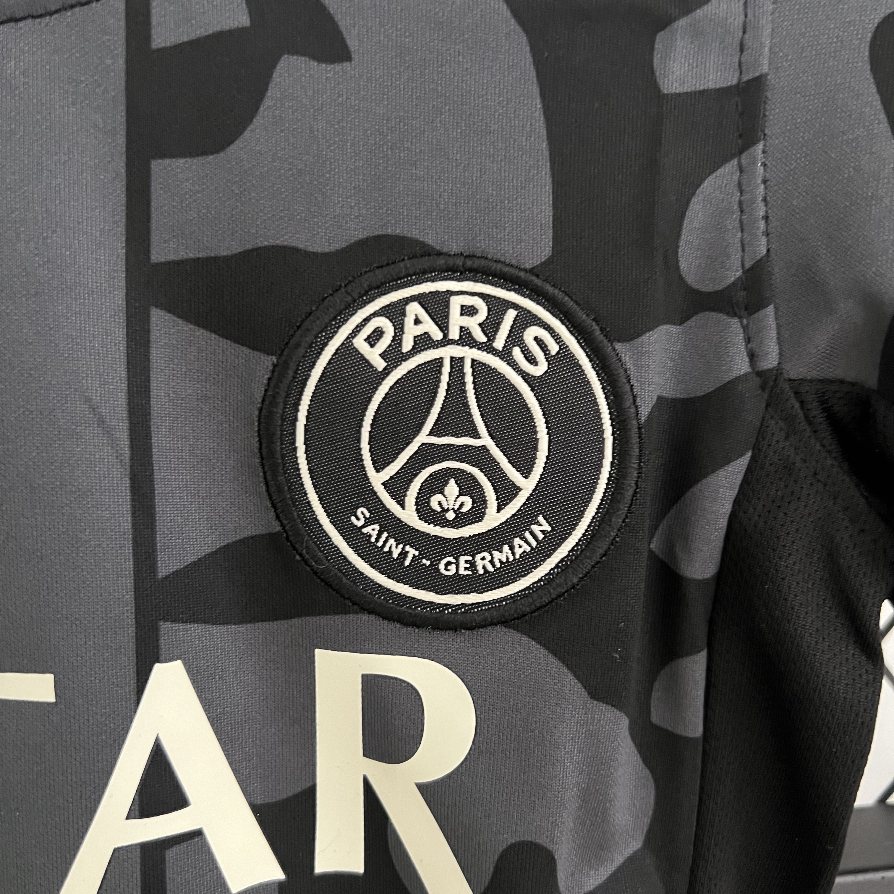 kids PSG third away 2023/24