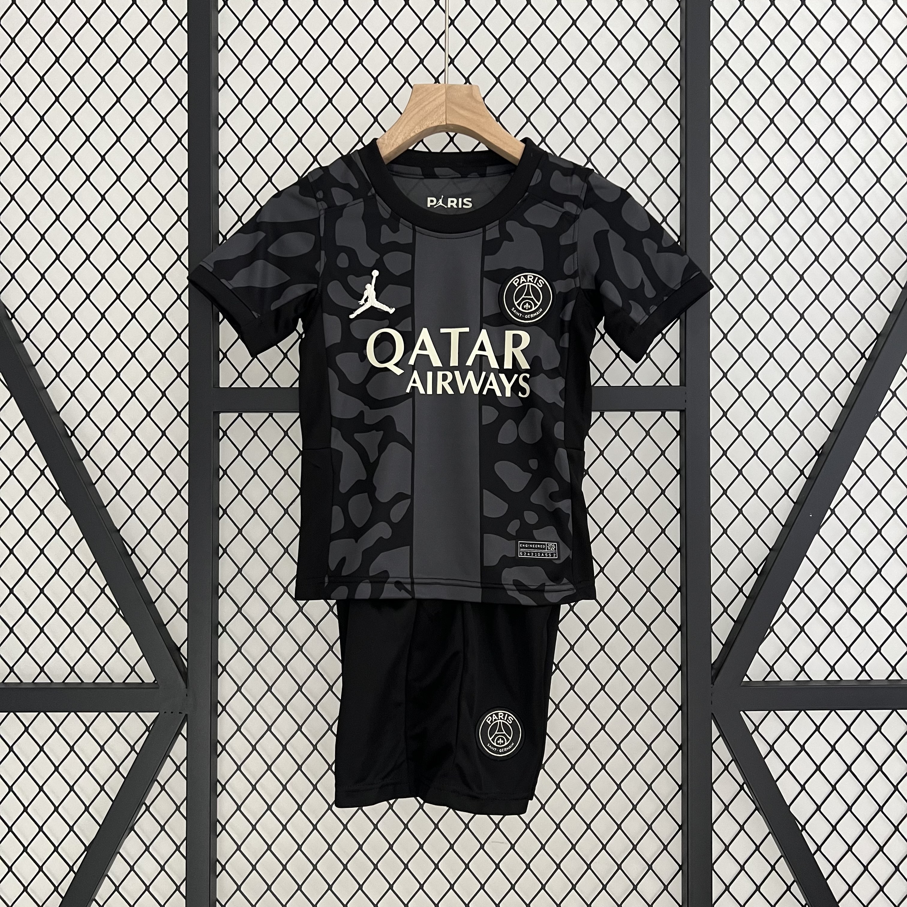 kids PSG third away 2023/24