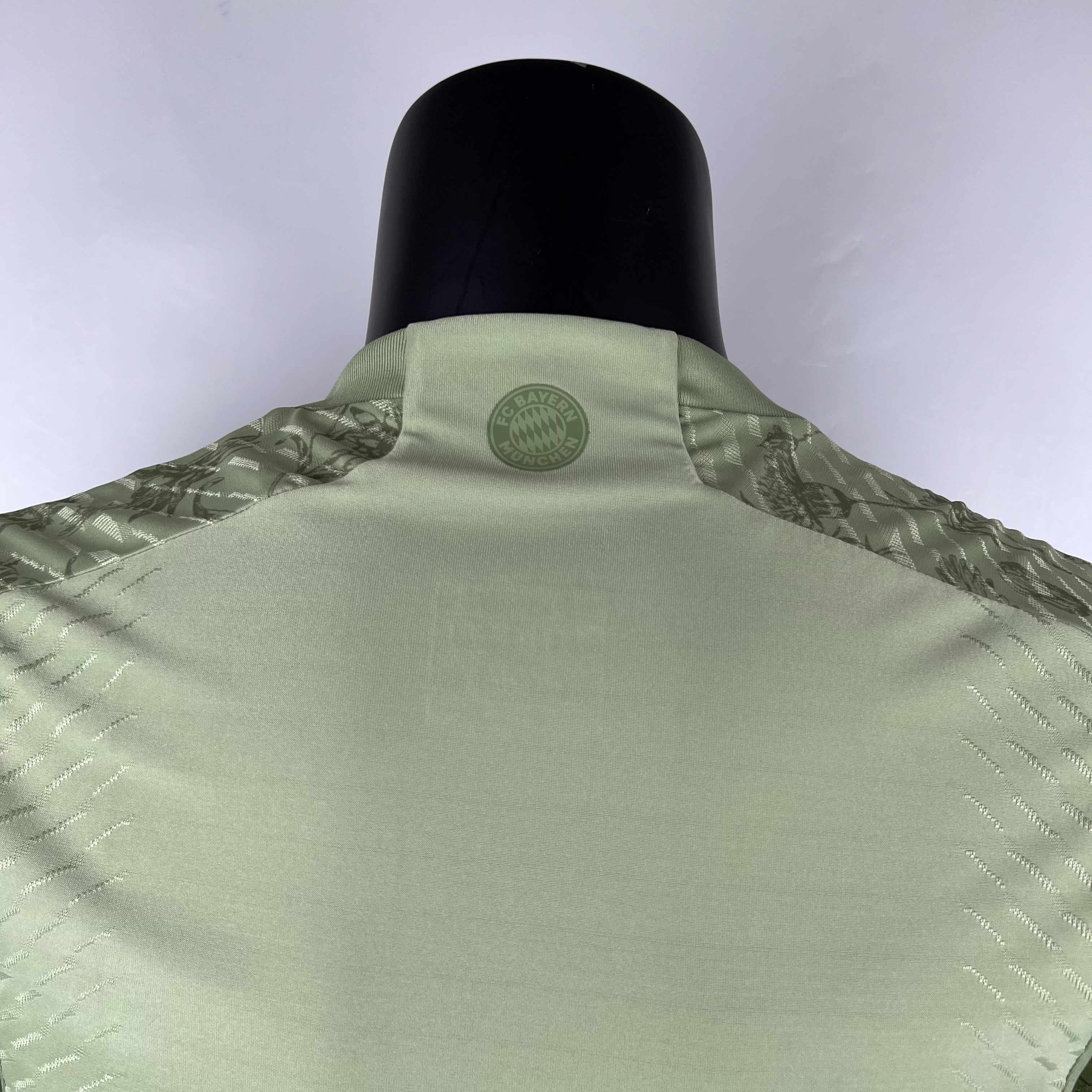 Player Version Bayern Munich Oktoberfest Edition 2023/24