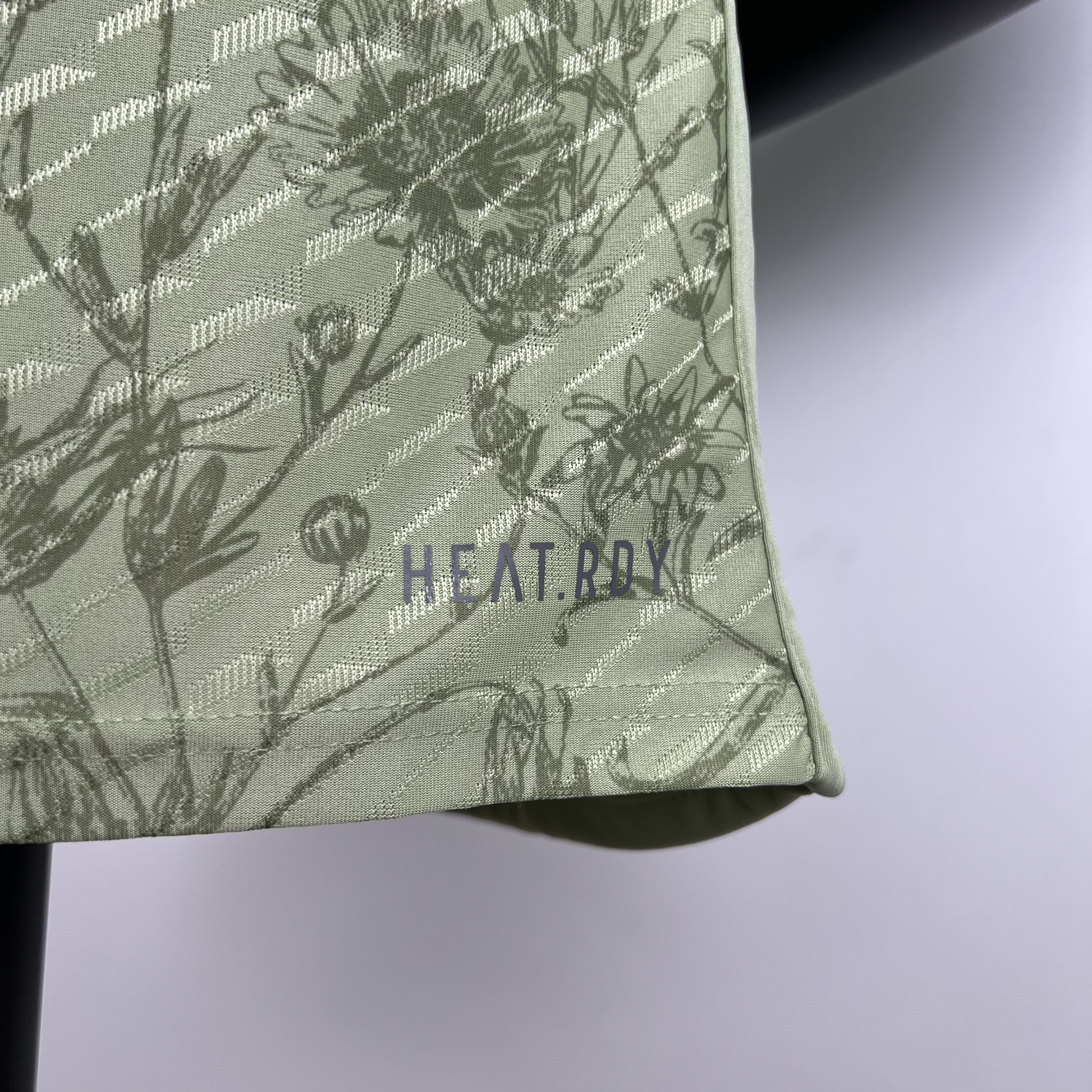 Player Version Bayern Munich Oktoberfest Edition 2023/24