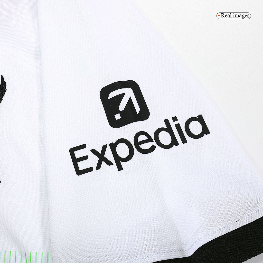 Liverpool_away jersey_2023_24