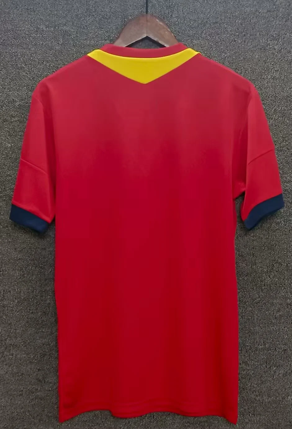 2013 Retro Spain Home Red Soccer Shirt