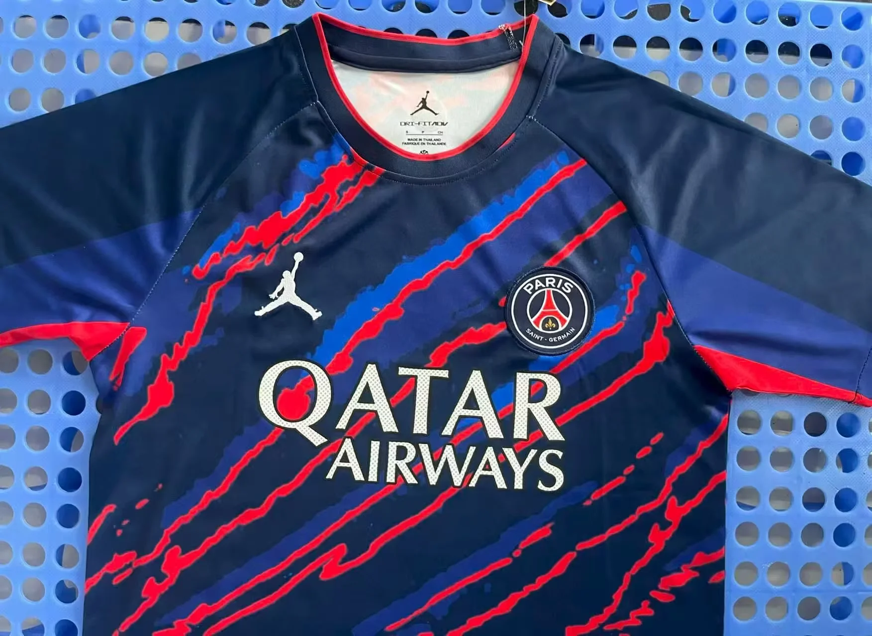 2025 Psg Paris Flying Man Training levver Blue Soccer Jersey 1:1 Thai Quality