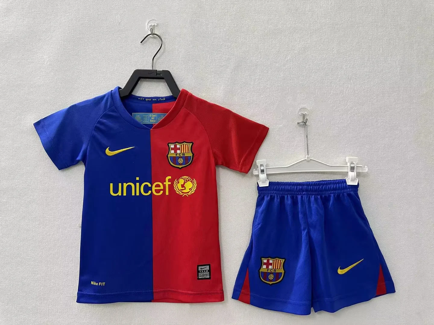 2008/2009 Retro Barcelona Home Red and Blue Football Shirt Kids Size
