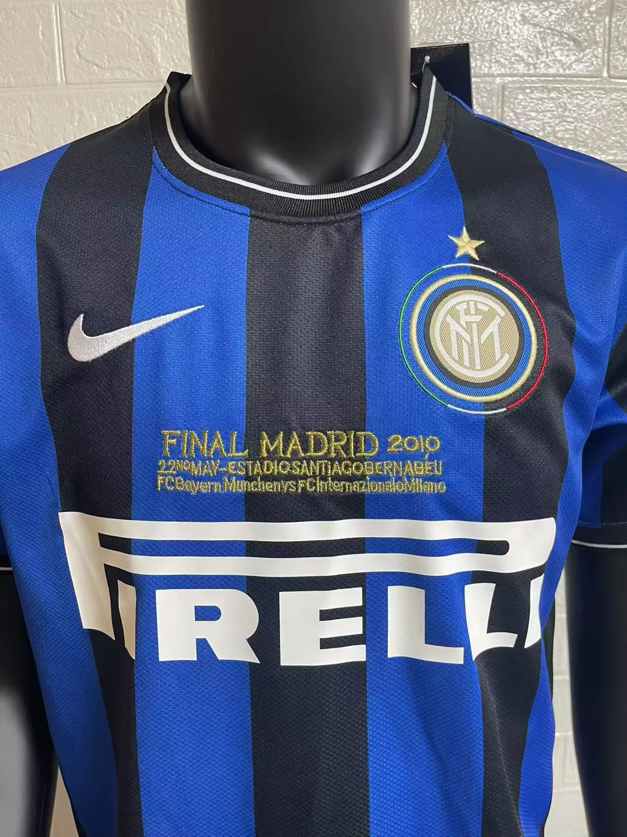 2009/2010 Retro Inter Milan Home Blue Football Jersey1:1 Quality Thai
