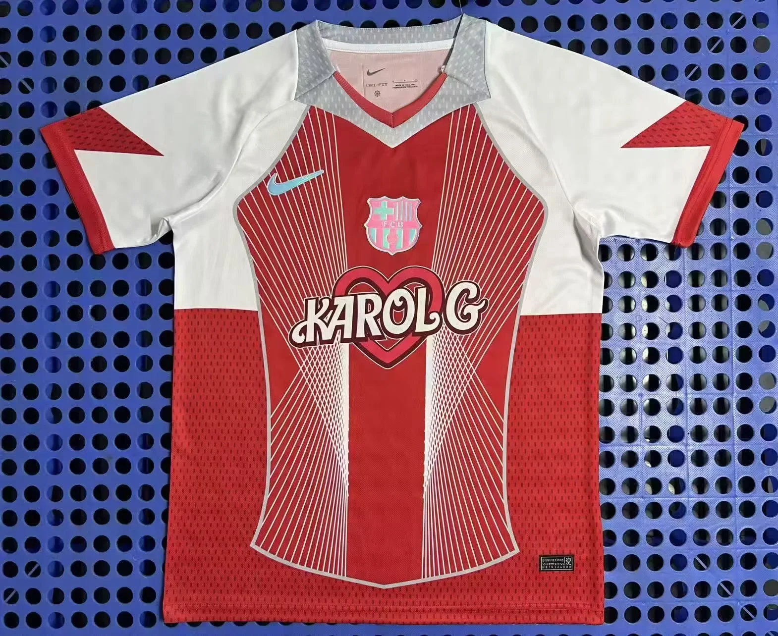 2025/2026 Barcelona Special Edition Red Heart-shaped Football Shirt 1:1 Thai Quality